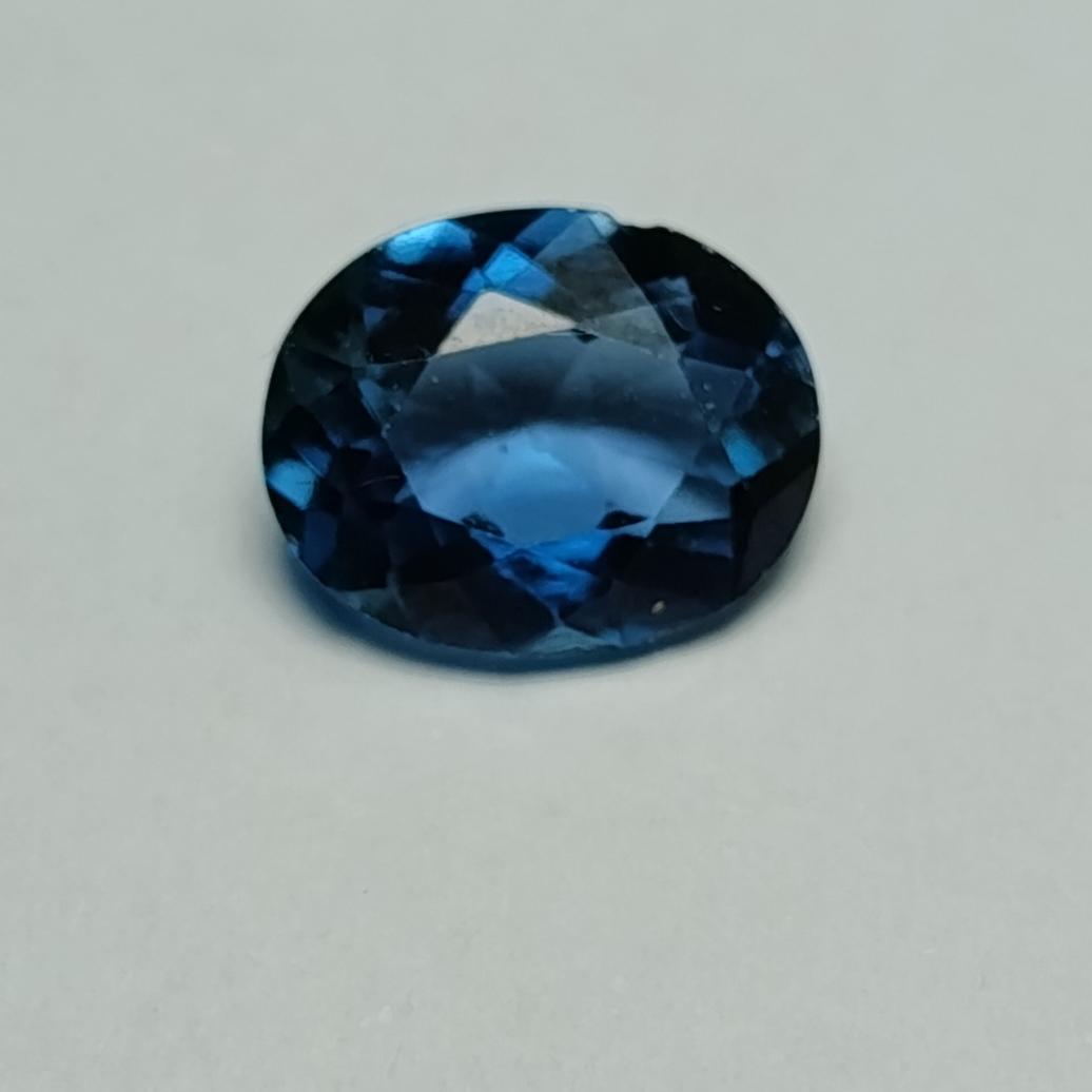 توپاز فوق زیبا لندن صددرصد معدنی