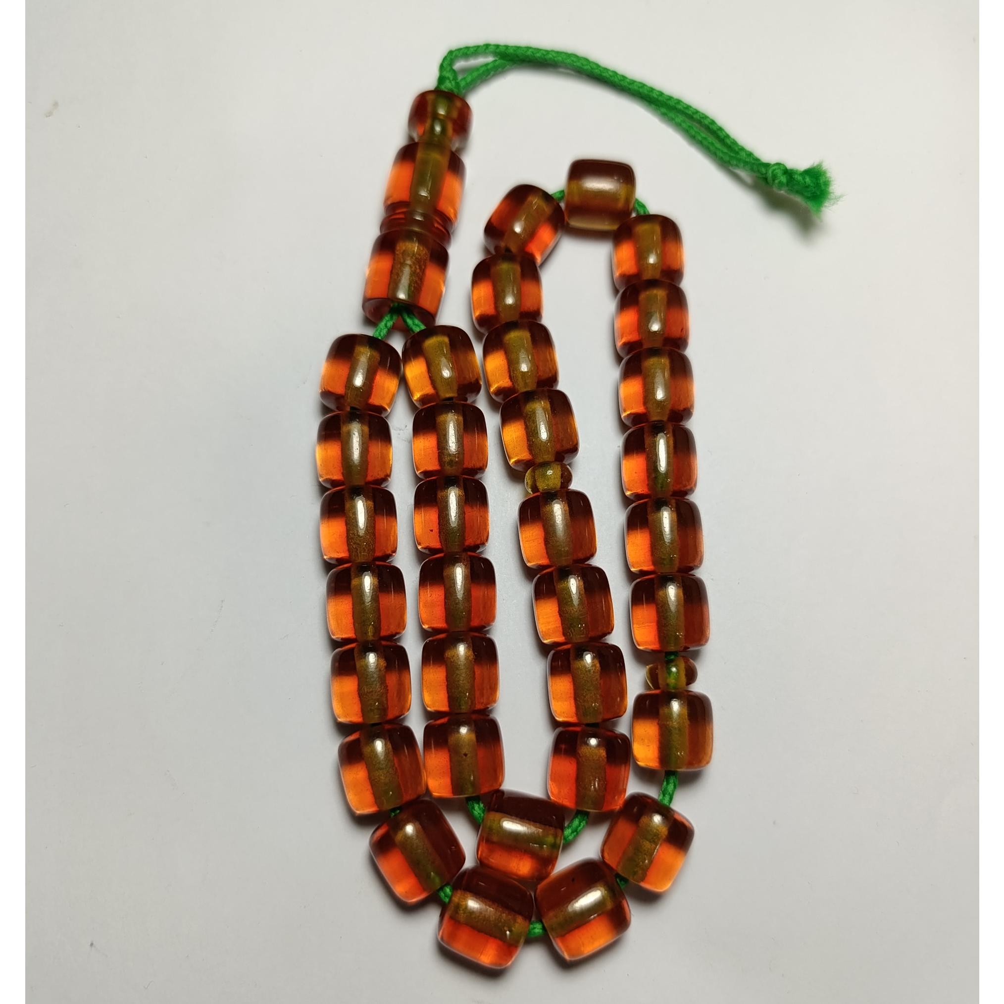 سندلوس شیخ تک سوراخ دارای بو کمیاب .آلمان