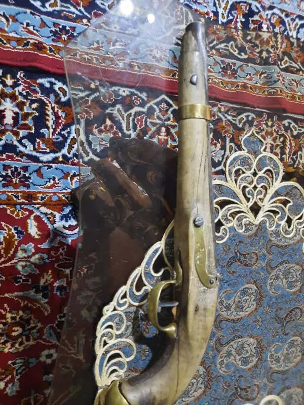 تپانچه قدیمی دوره قاجار