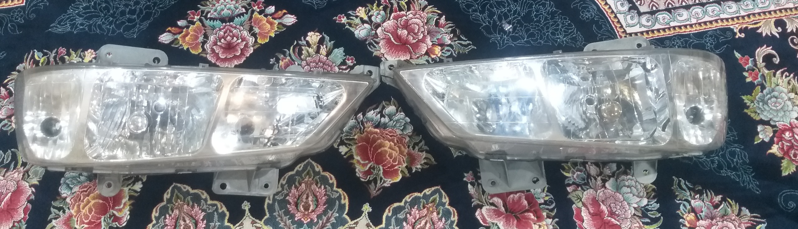 چراغ جلو پارس