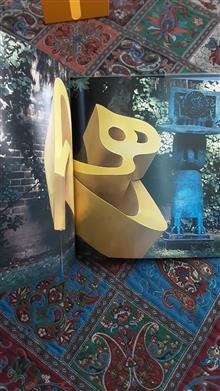 هیچ