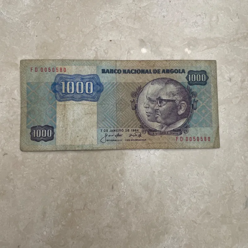 اسکناس کمیاب و قدیمی هزارکوانزای آنگولا (کد88)