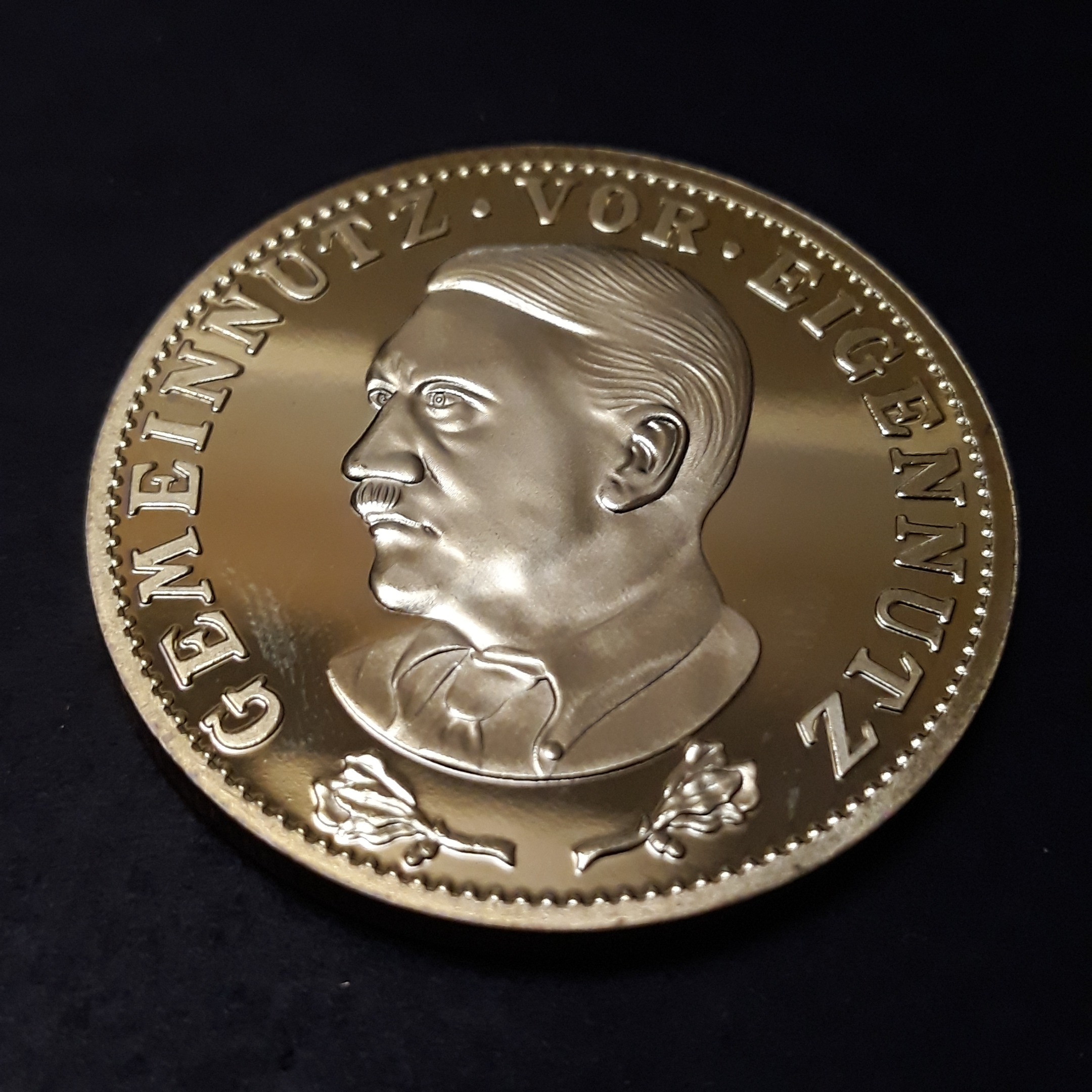 مدالیوم آلمان آدولف هیتلر