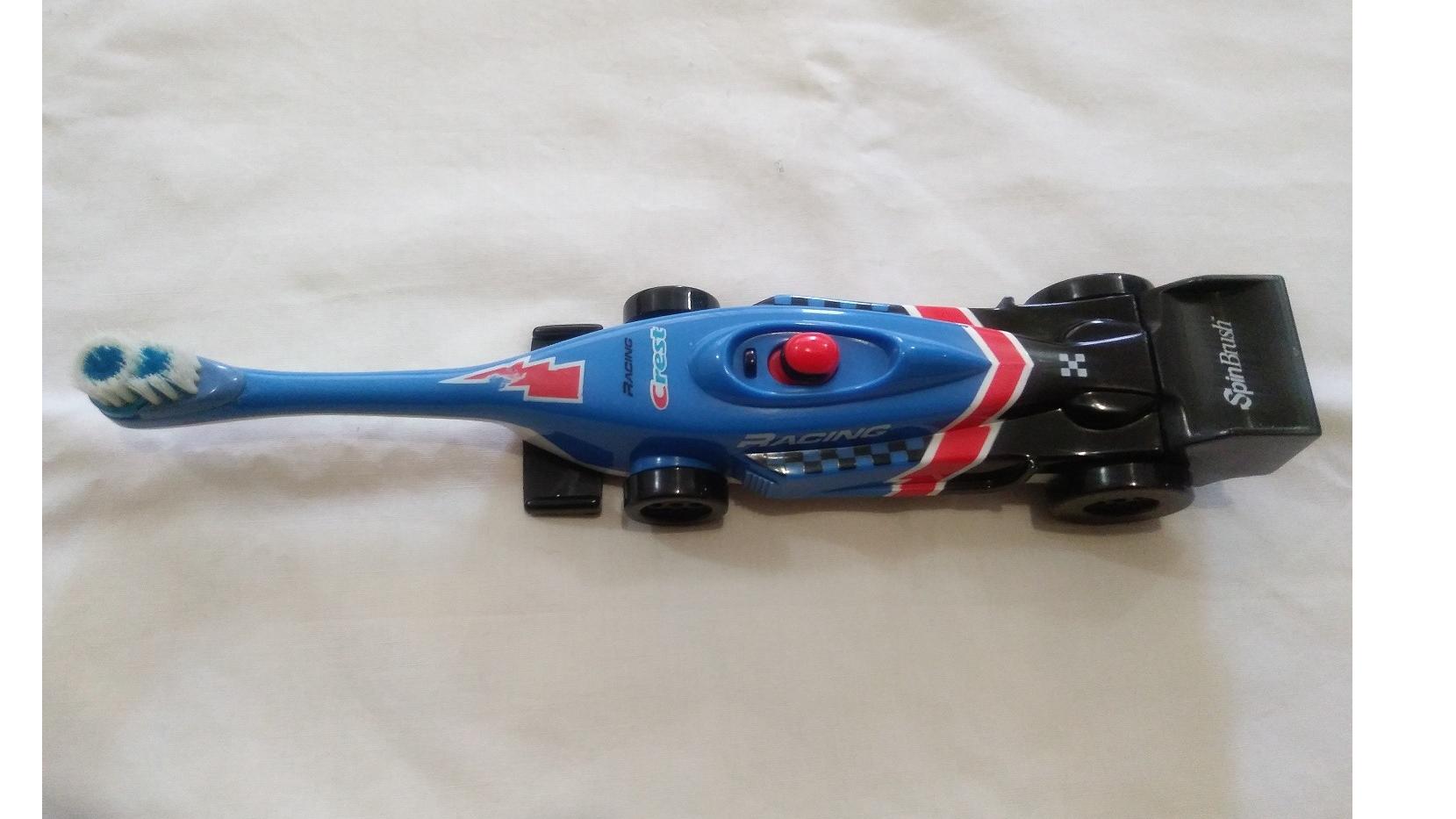 مسواک برقی مدل اتومبیل فرمول یک مارک کرِست