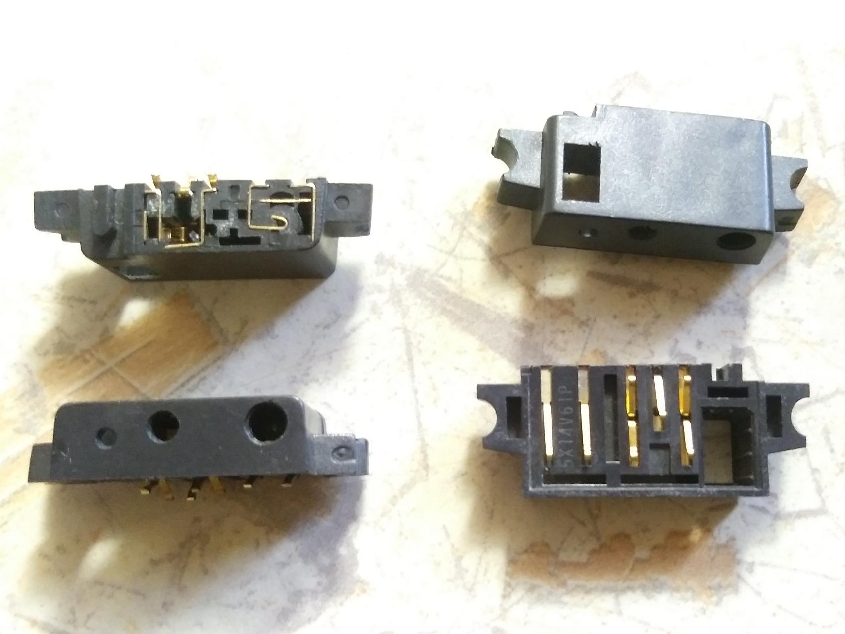 سوکت شارژ نوکیا 1100 مشکی بدون میکرفن