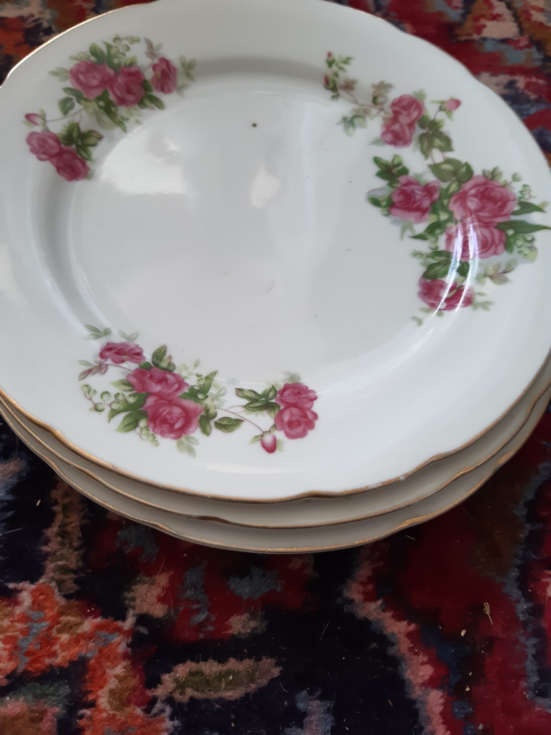 سه عدد بشقاب پلویی گل سرخ مهر امضا