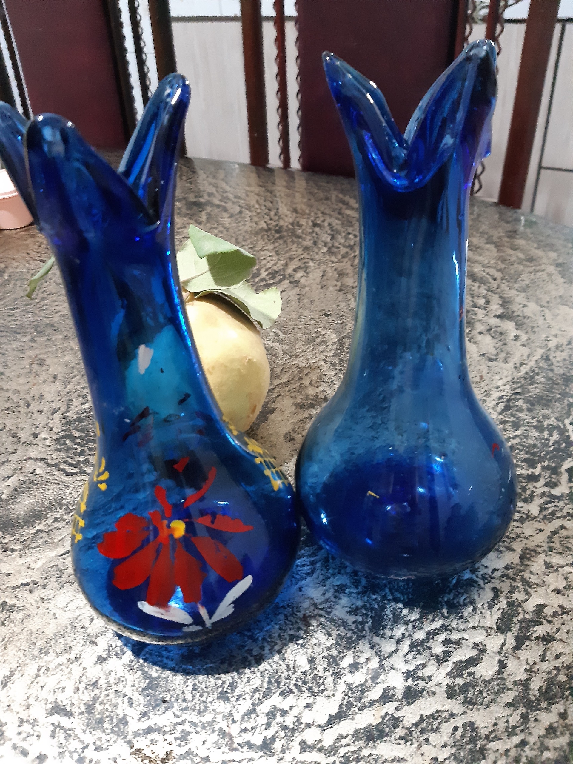 دو عدد گلدان ابی قدیمی