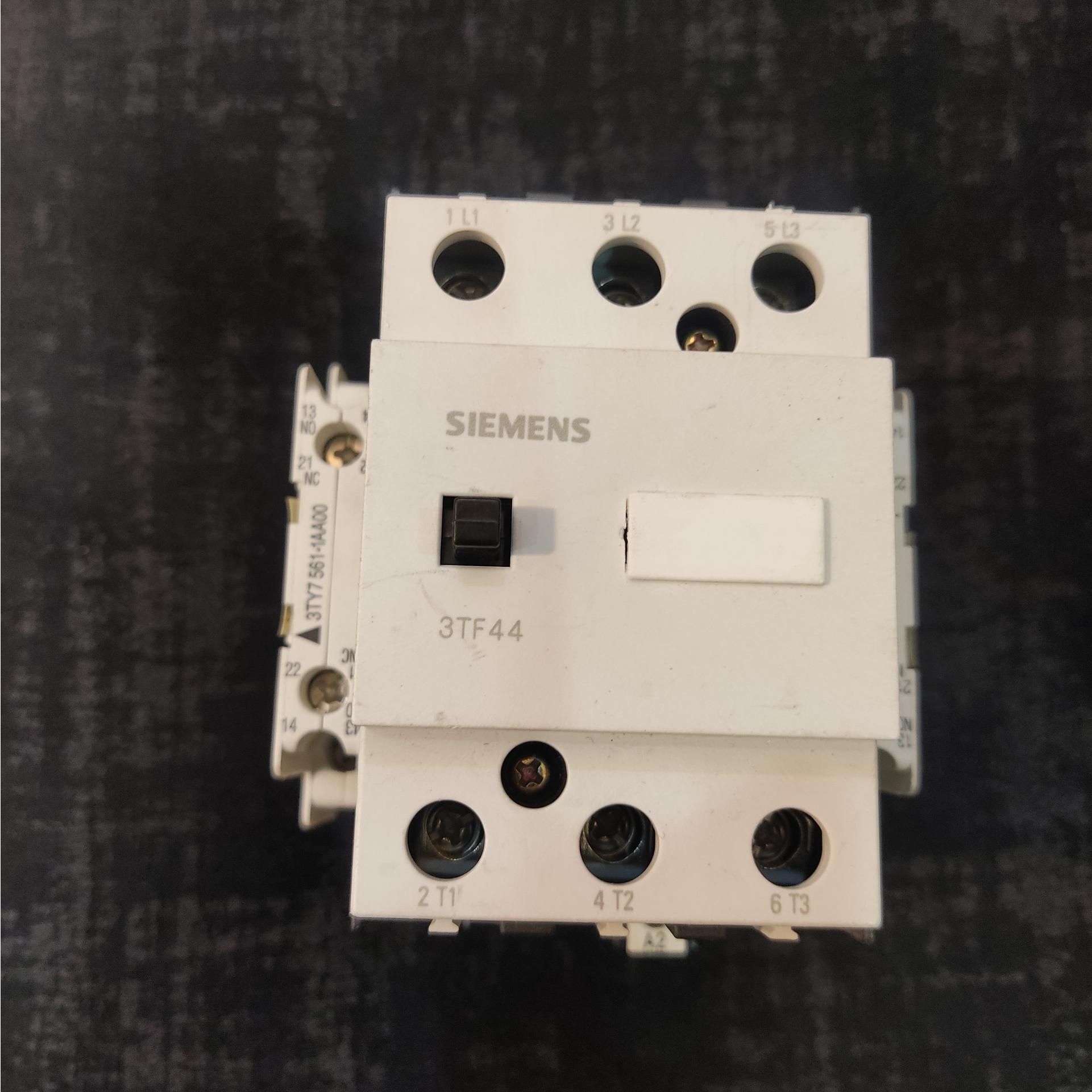 کنتاکتور تیپ قدیم زیمنس 3TF44