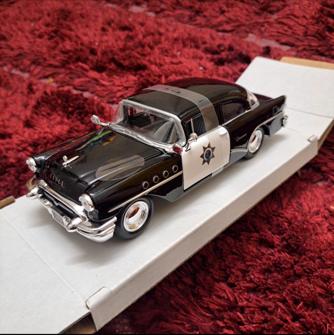 ماکت ماشین  بیوک سنچوری 1955 مایستو