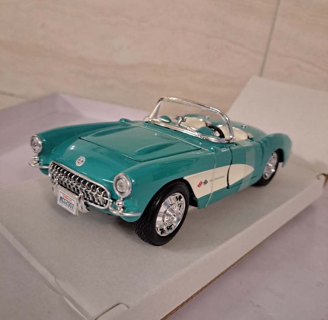 ماکت شورلت کوروت 1957