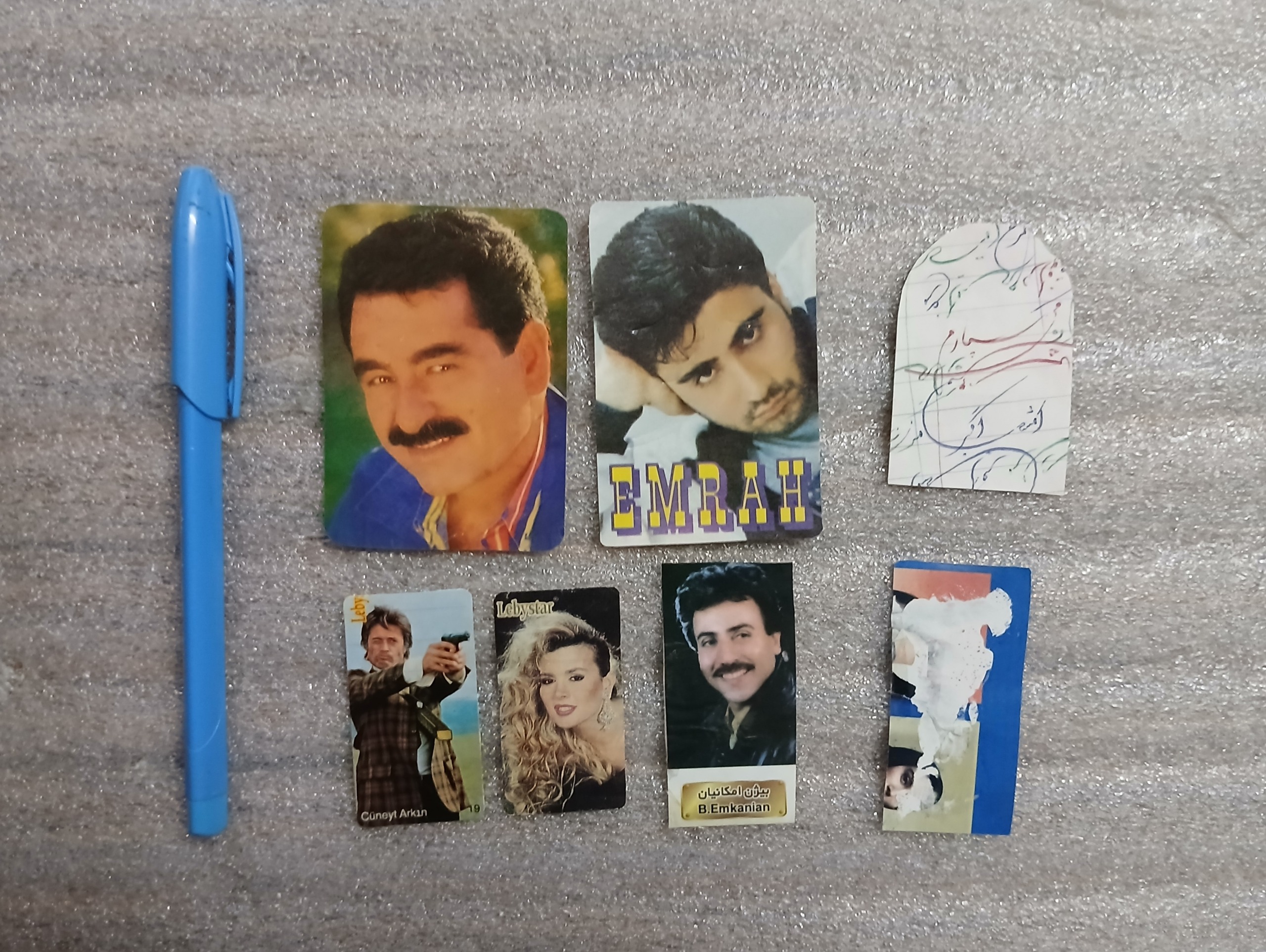 7 عدد عکس آدامس (جدا شده از کاغذ)
