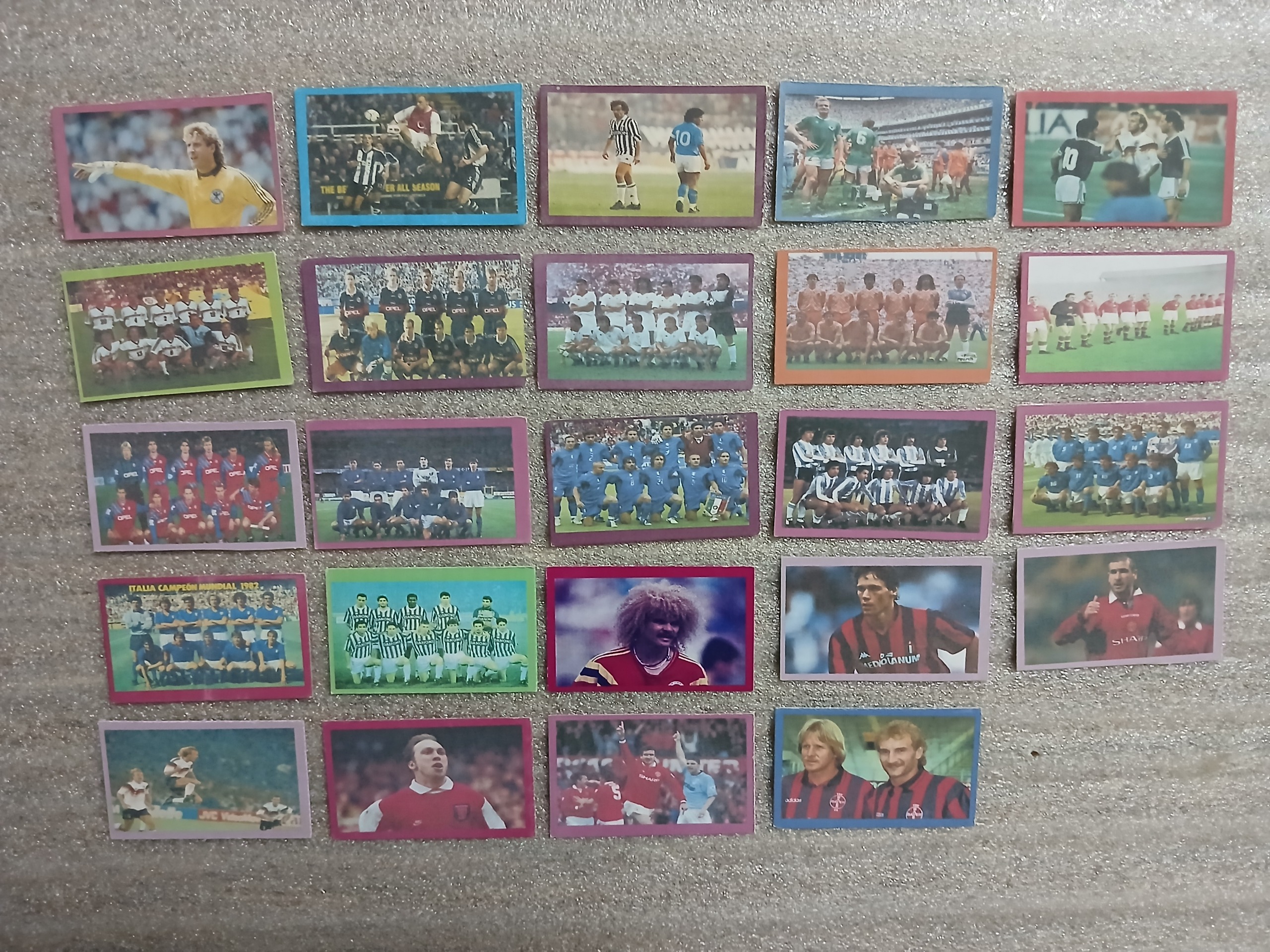 24 عدد کارت بازی دور رنگی (چاپ جدید)