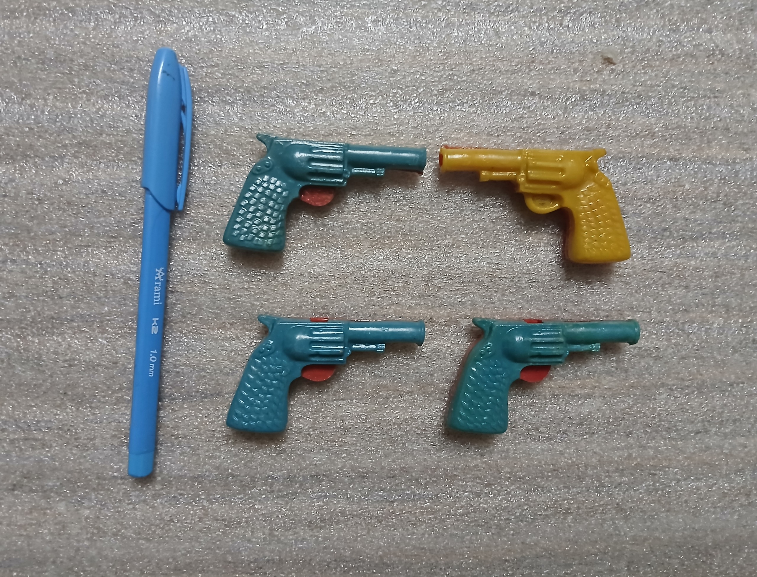 4 عدد سوت قدیمی و کلکسیونی طرح تفنگ