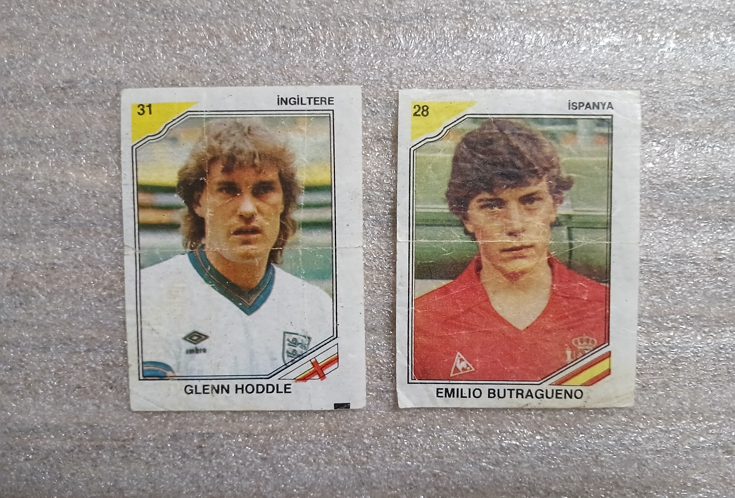 2 عدد عکس آدامس فینال 88 (L)