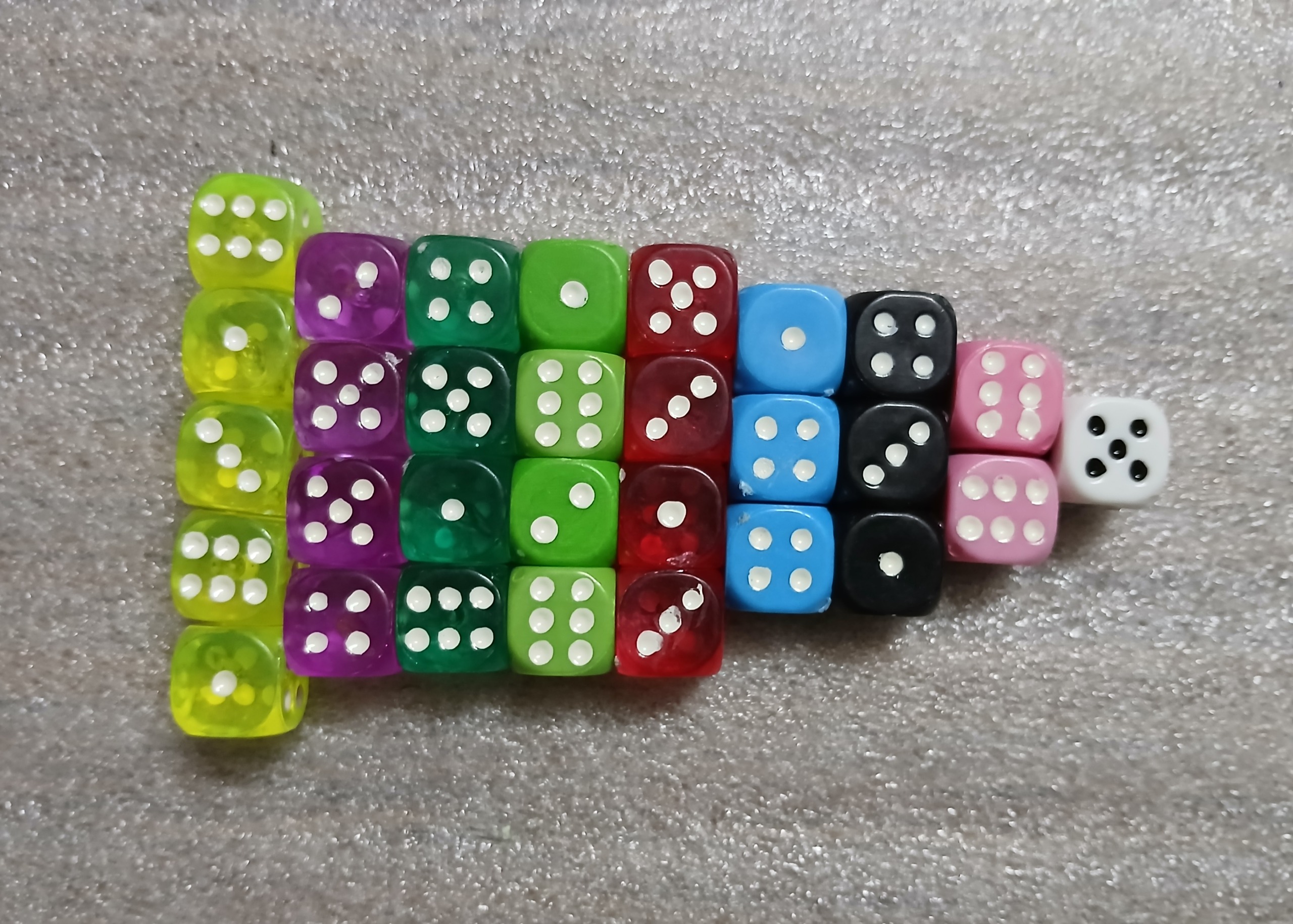 30 عدد تاس بازی (کد L100)