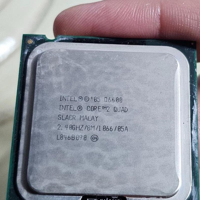 پردازنده کامپیوتر اینتل مدل Core2 Quad Q6600 استوک