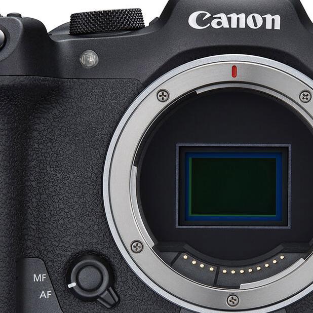 دوربین کنون R7