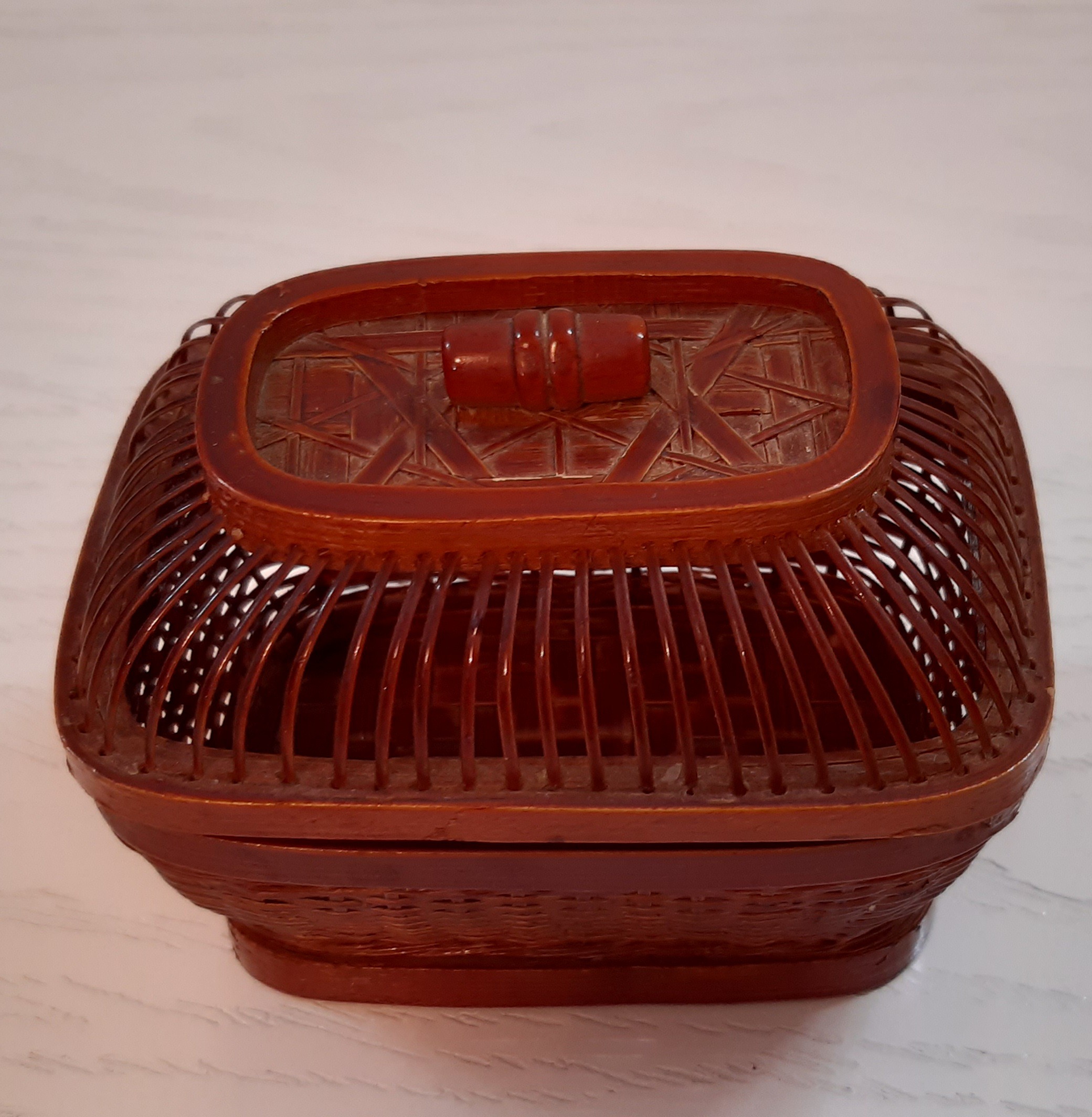 جعبه سبد حصیری خارجی