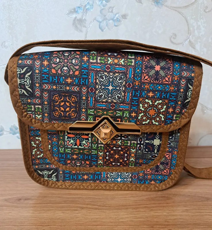کیف سنتی پارچه مخملی