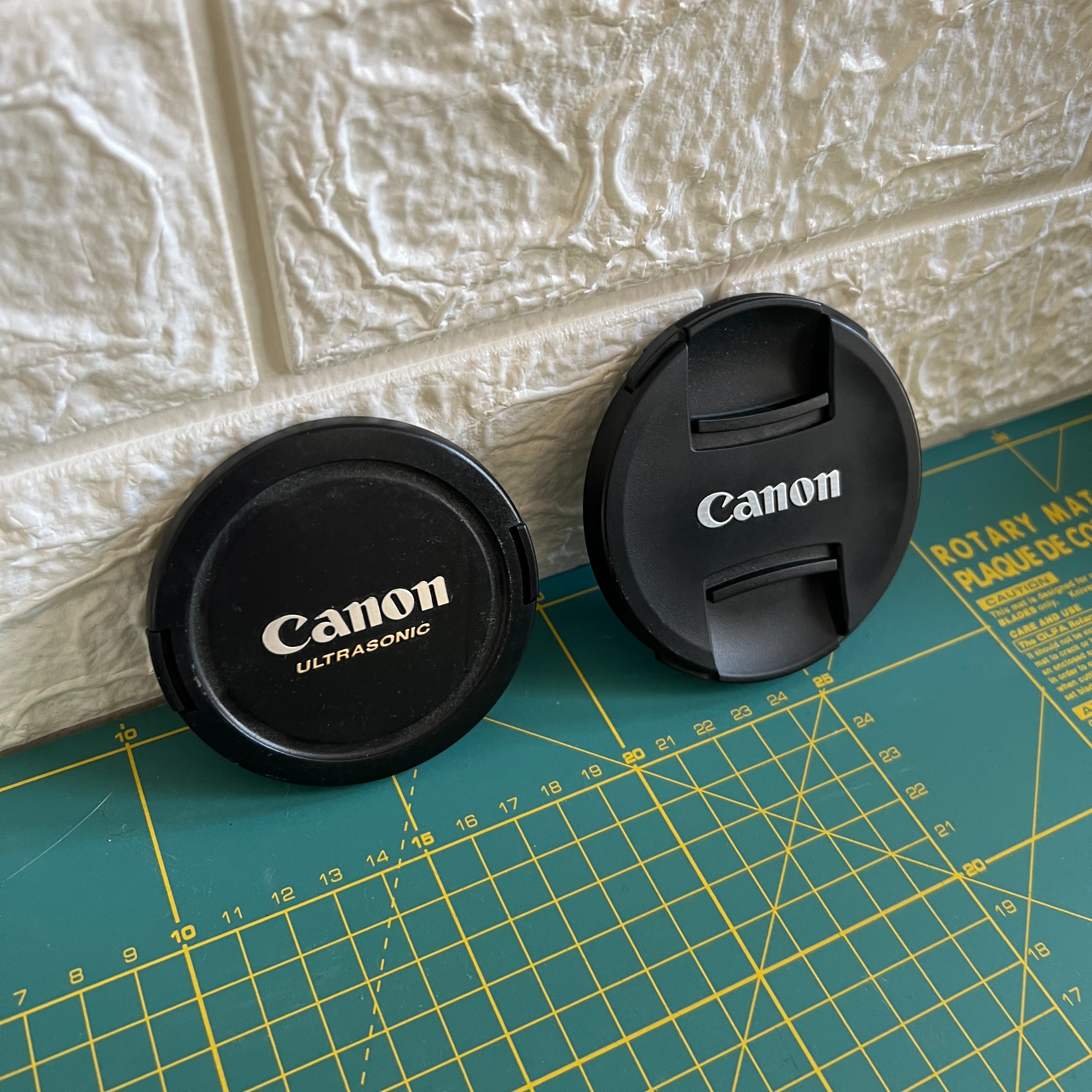 دو عدد درب لنز 77mm و 82mm کنون CANON
