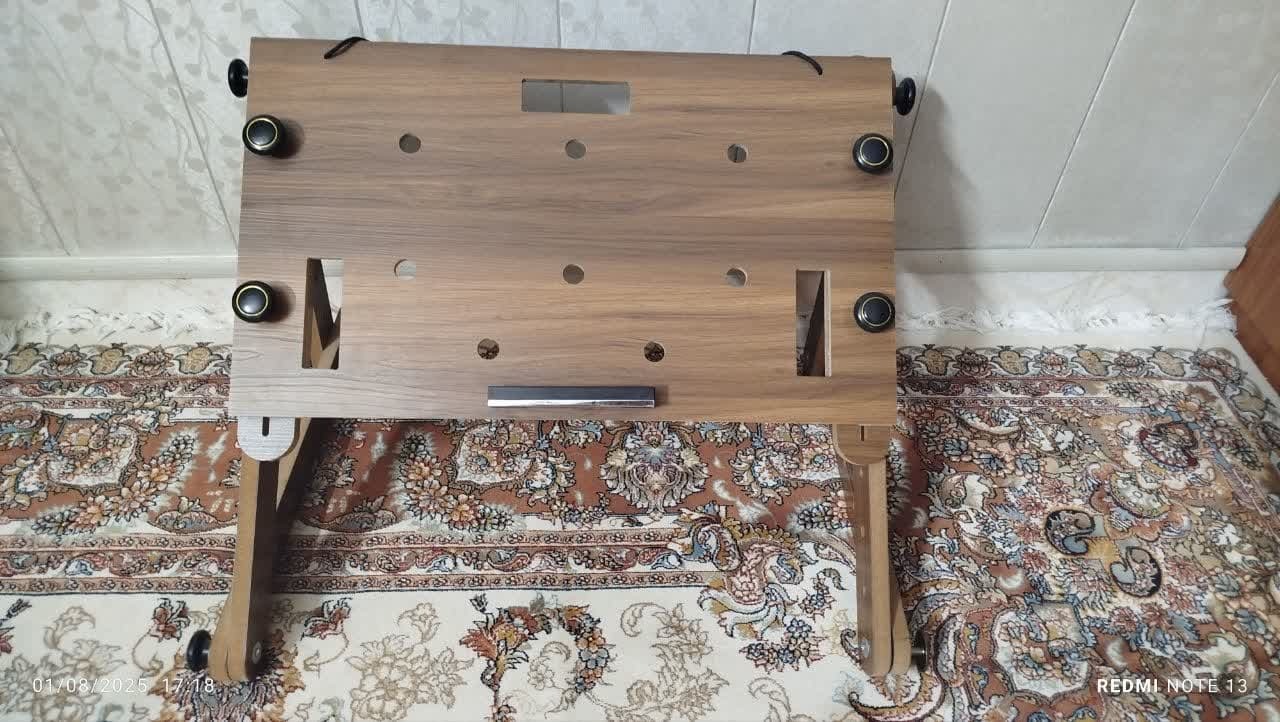 میز لپ تاپ تنظیم شونده