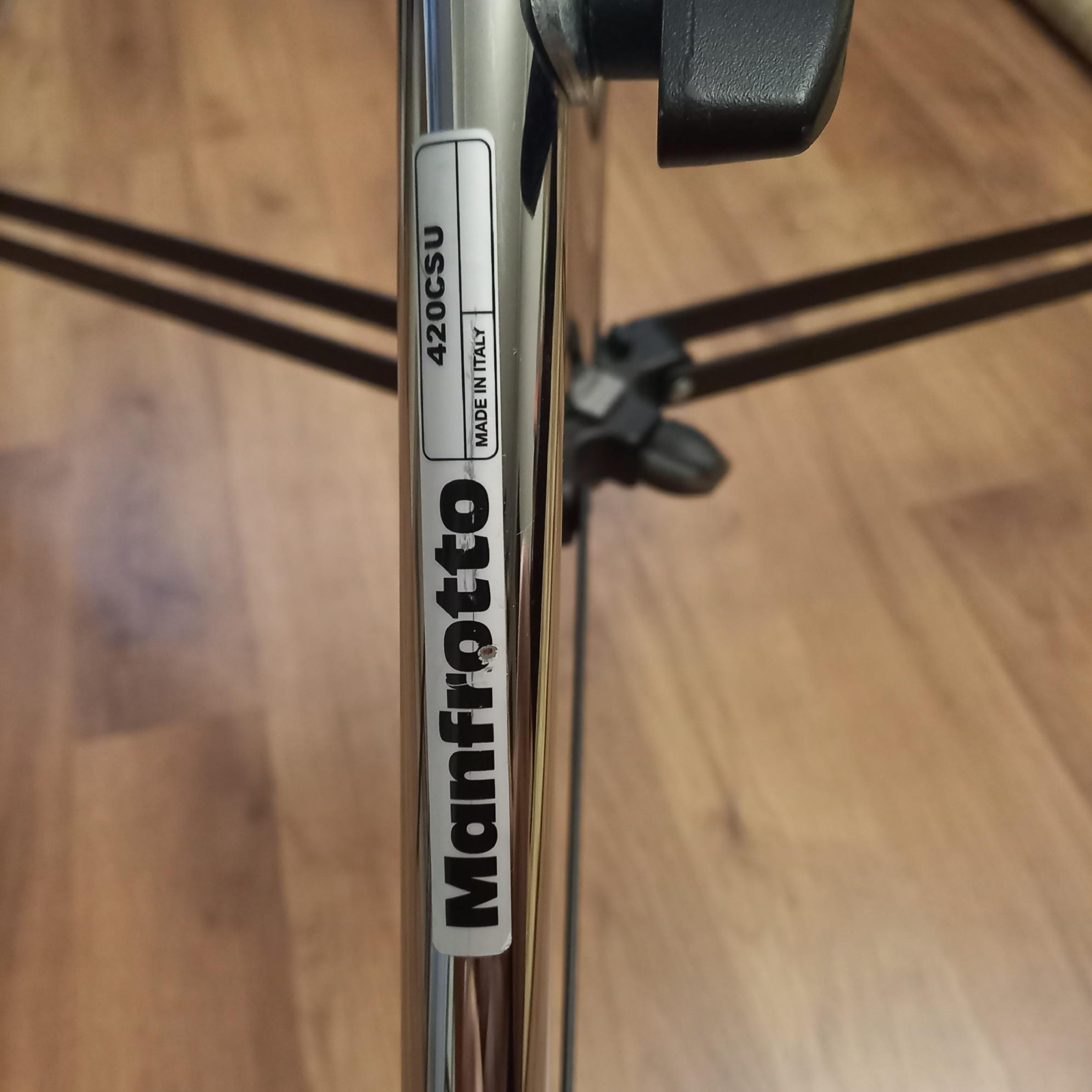 سه پایه و بوم Manfrotto ایتالیا