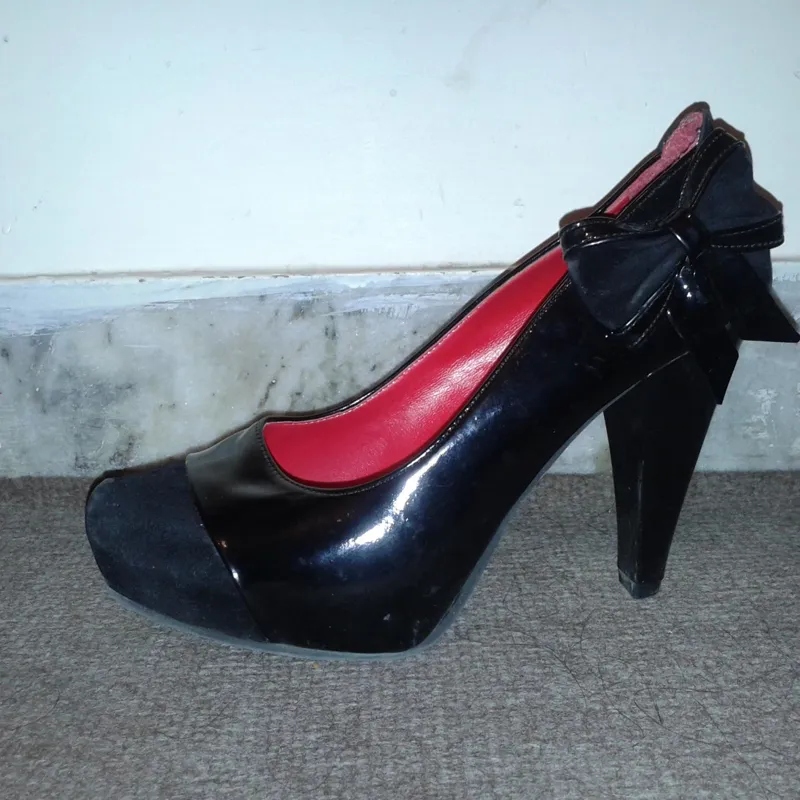 کفش مجلسی مشکی پاشنه بلند 11سانتی