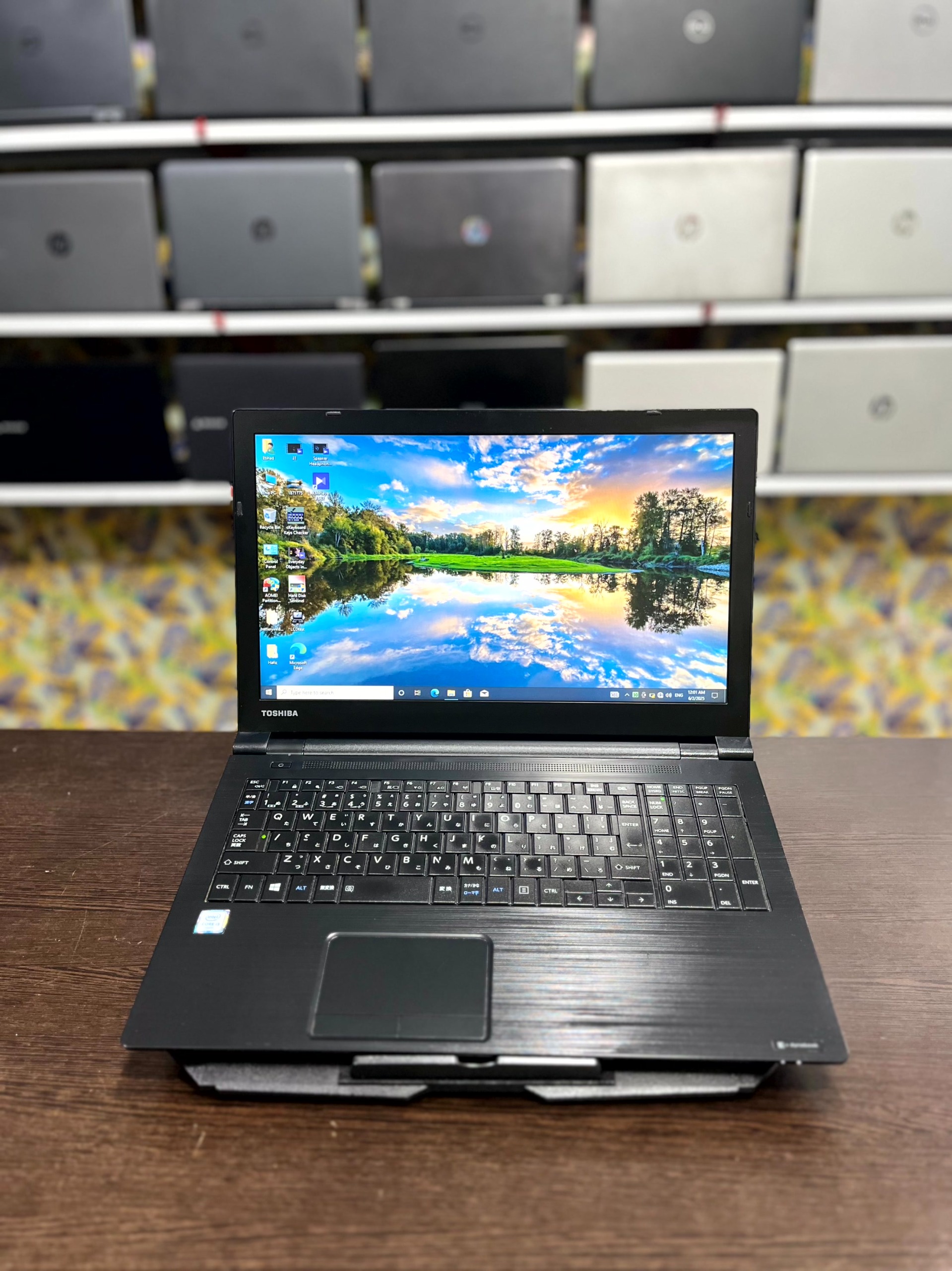 توشیبا نسل 6سری B55/F با هارد SSD