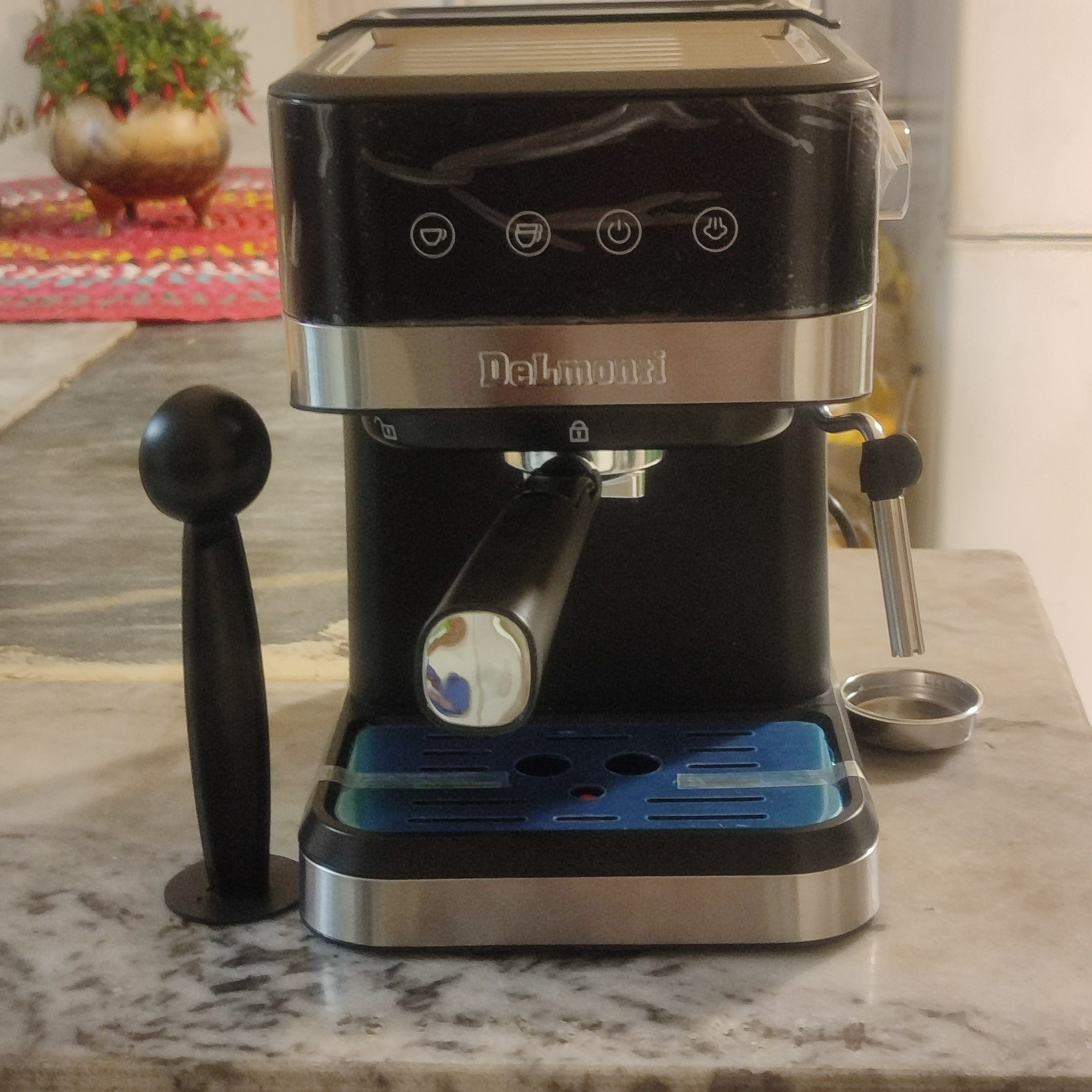 قهوه ساز خانگی دلمونتی مدل DL610