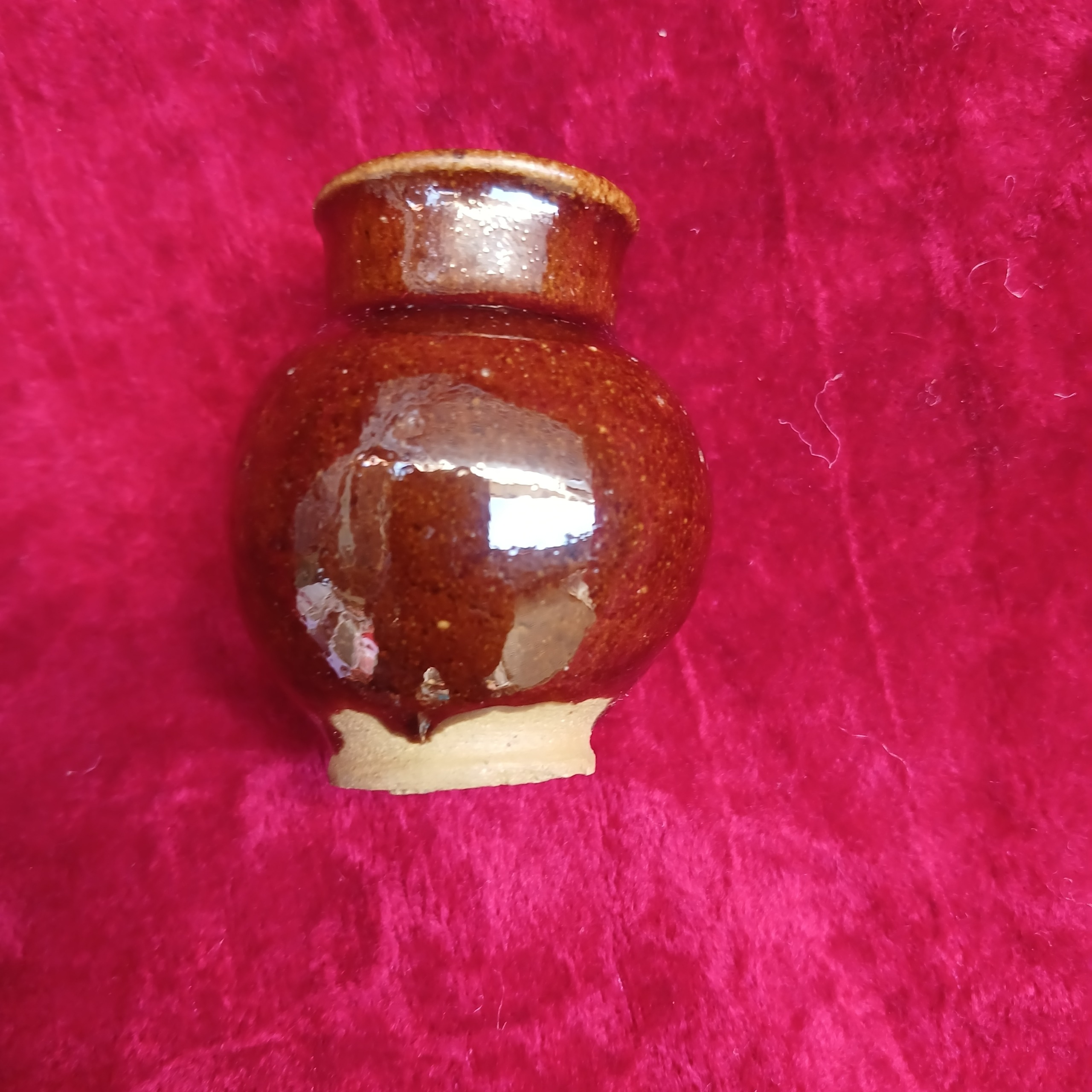 کوزه کوچک سفالی لعابدار