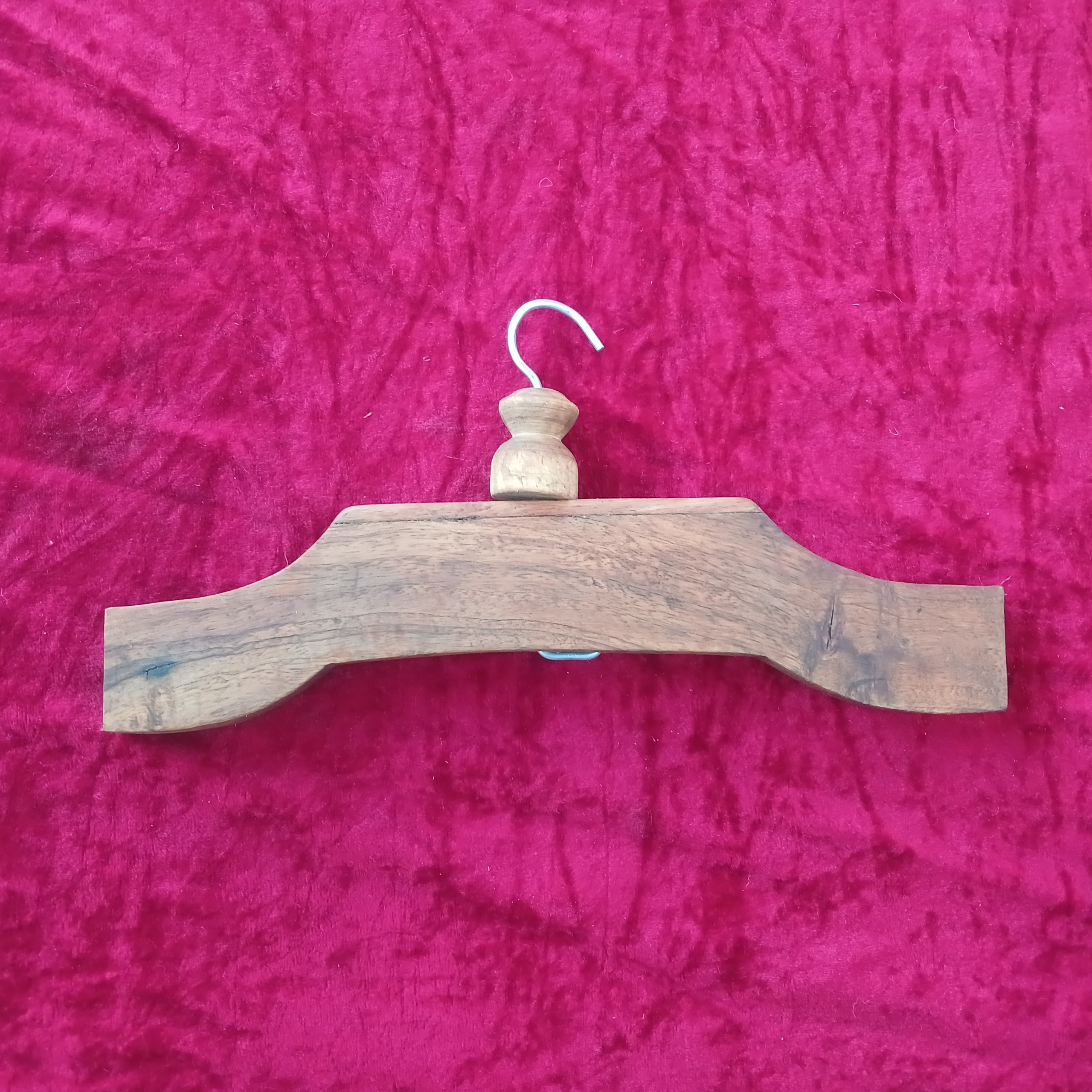 جا لباسی (رخت آویز چوبی )