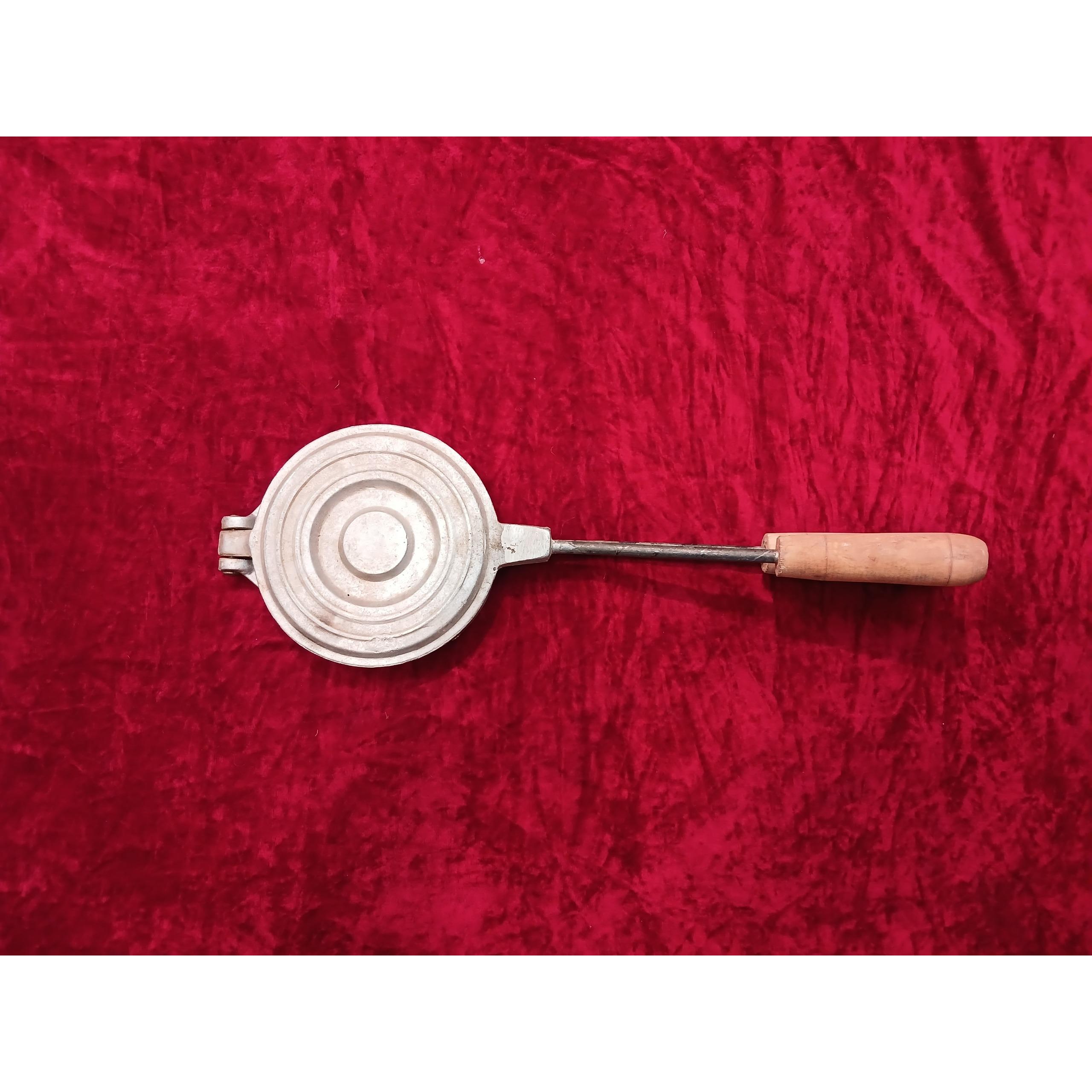 قالب آلومینیومی شیرینی پزی قدیمی