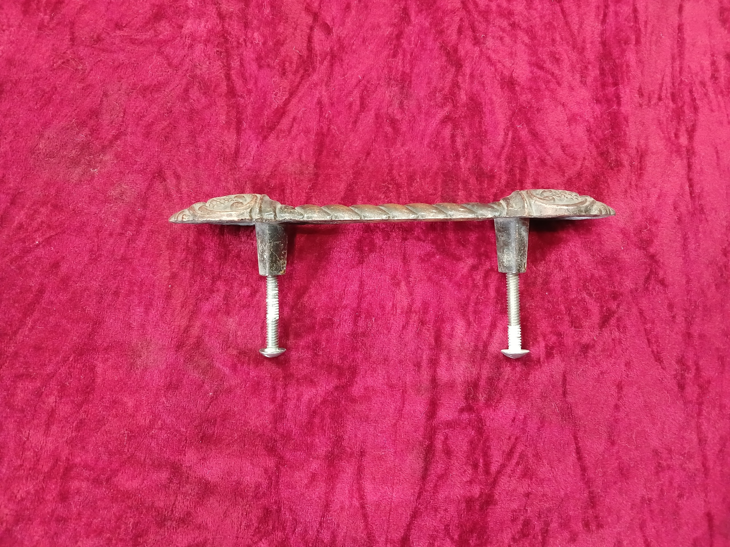 دستگیره فلزی آلومینیومی (آلومینیوم خشکه )