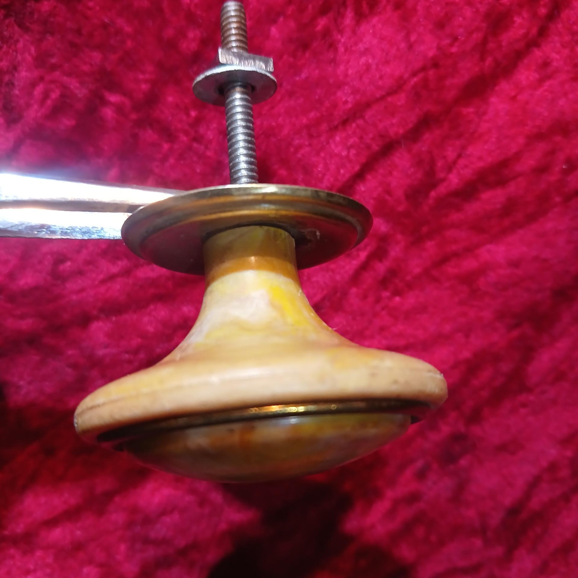 دستگیره فلزی و پلاستیکی قدیمی