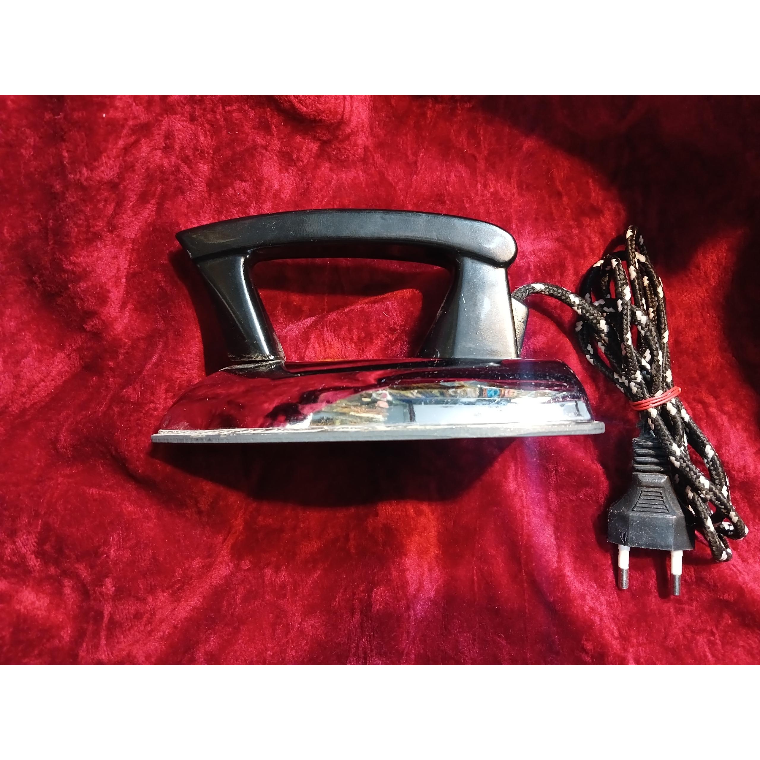 اتو برقی قدیمی(کلکسیونی)