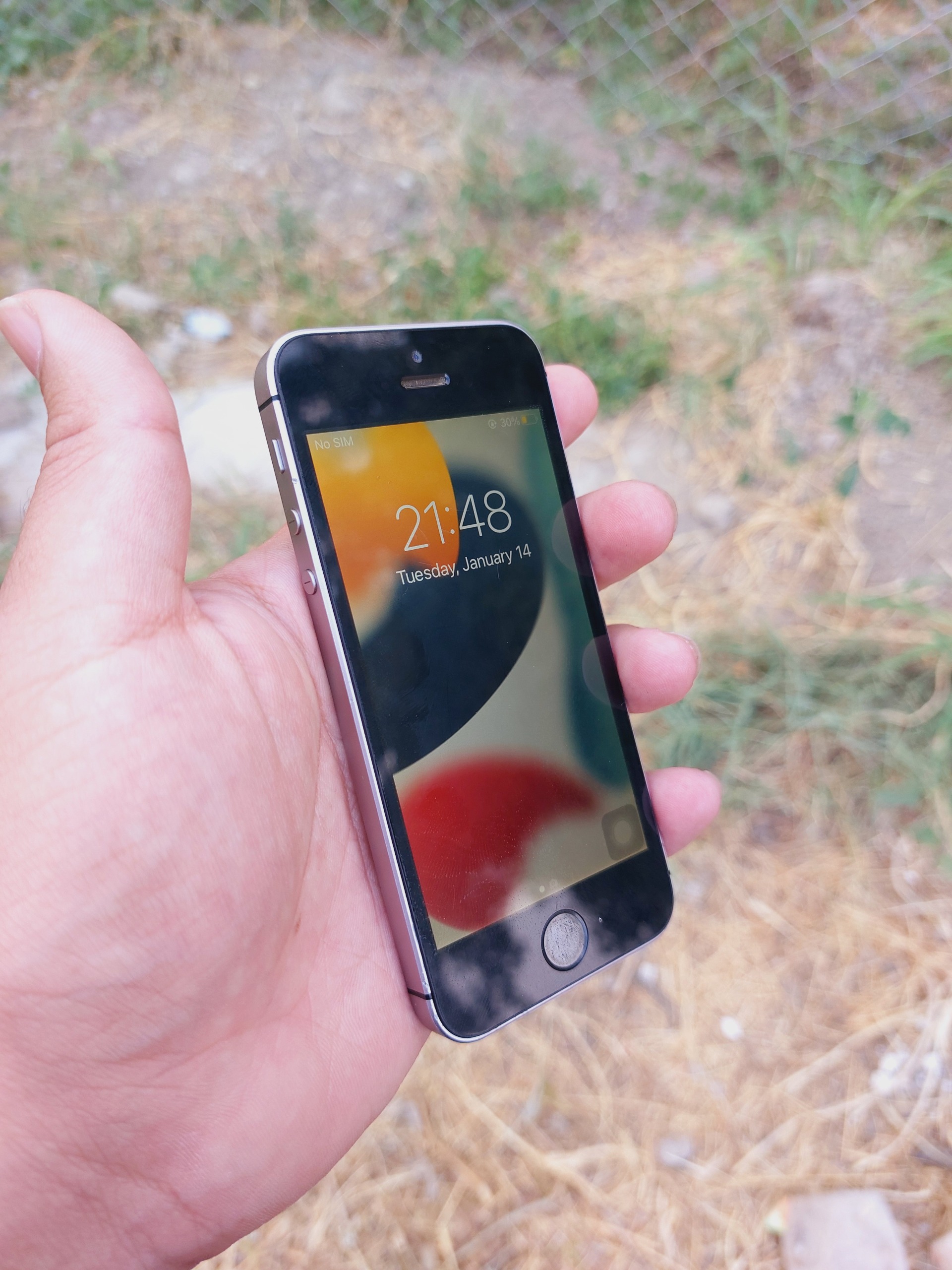 iphone 5s  gray  lla