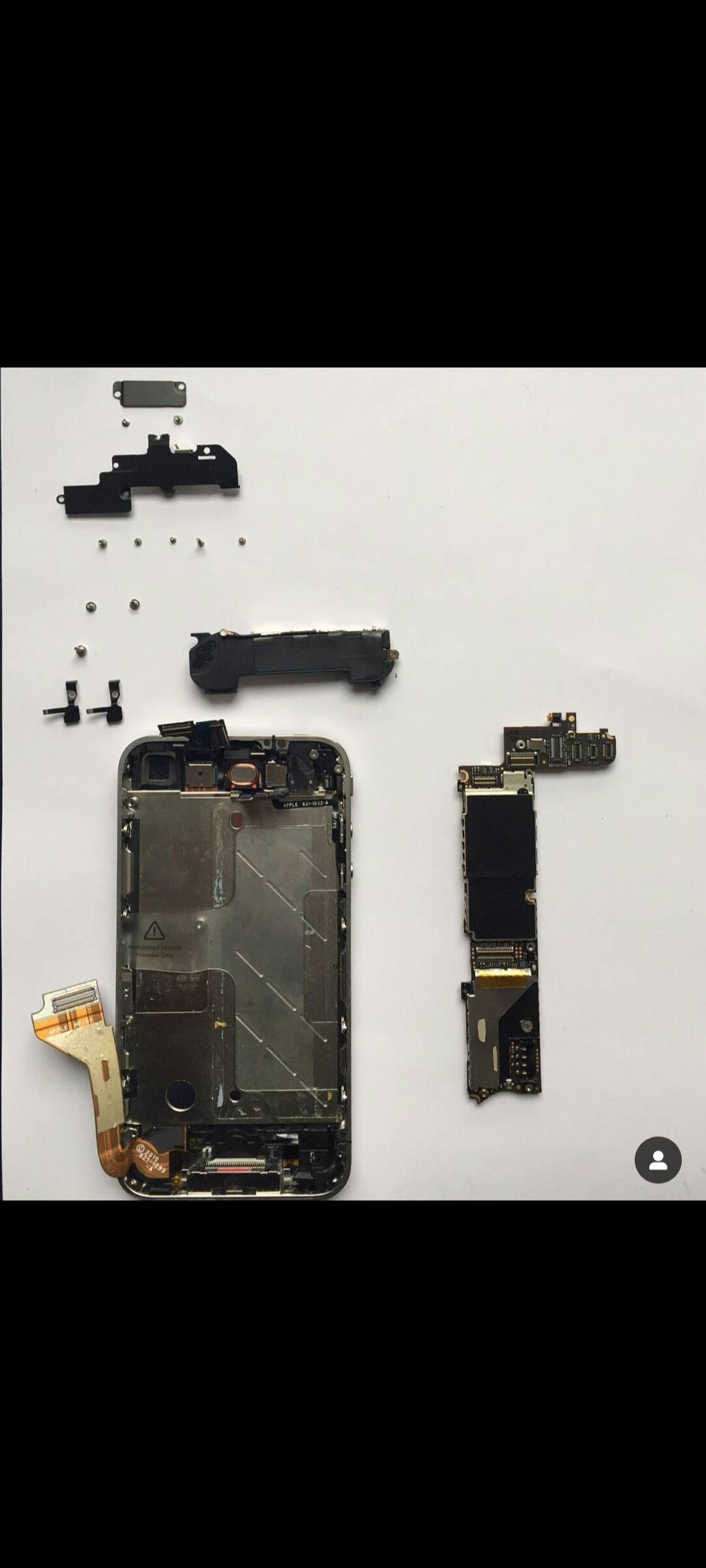 قطعات آیفون 4 و 4اس