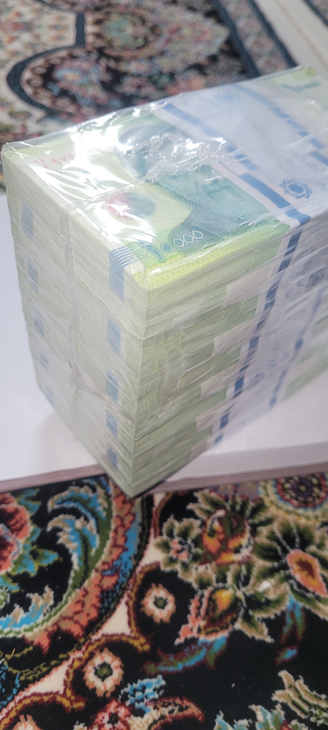 باکس اسکناس 10000ریال حافظیه پلمپ