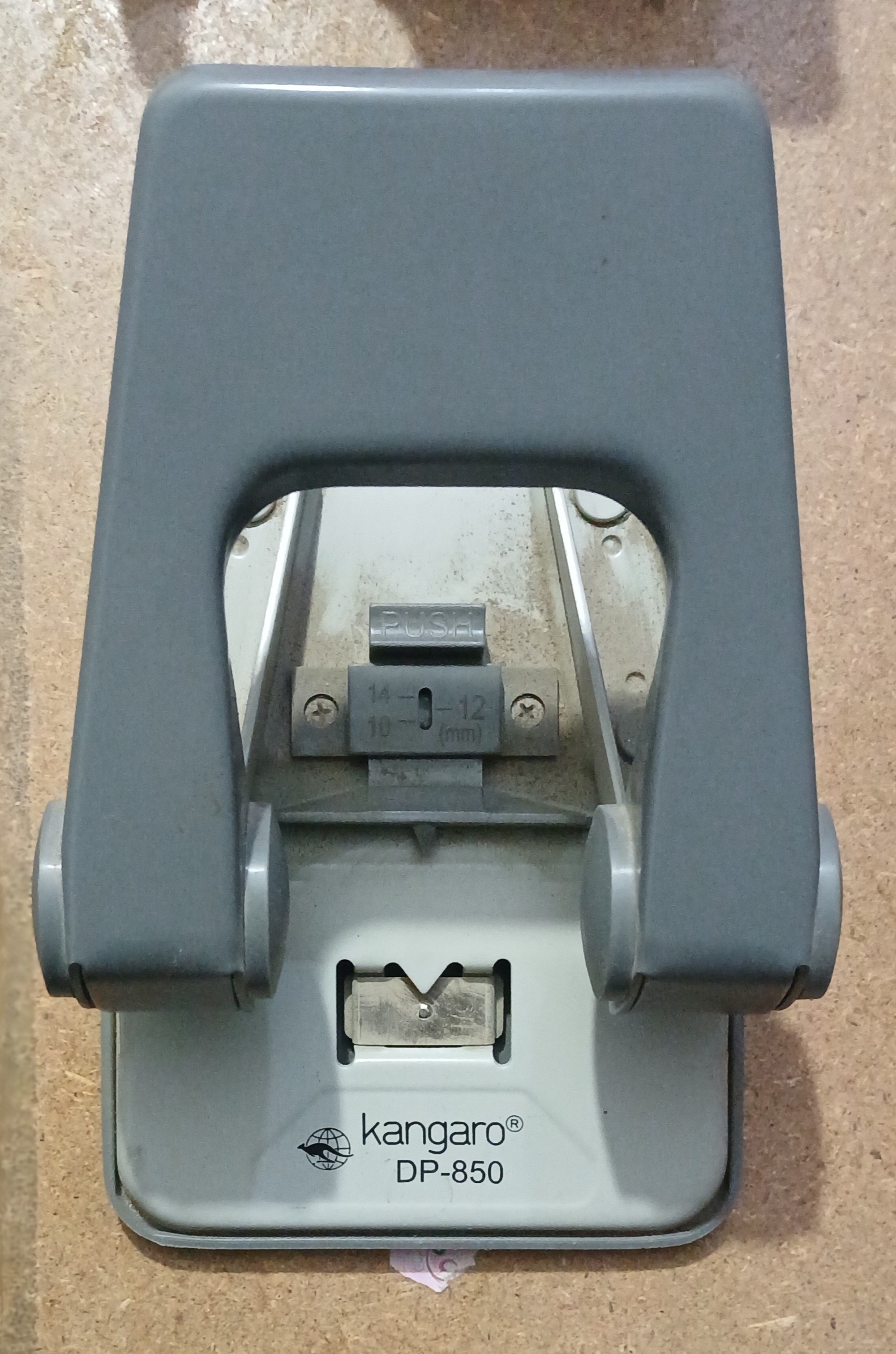 دستگاه پانچ قوی