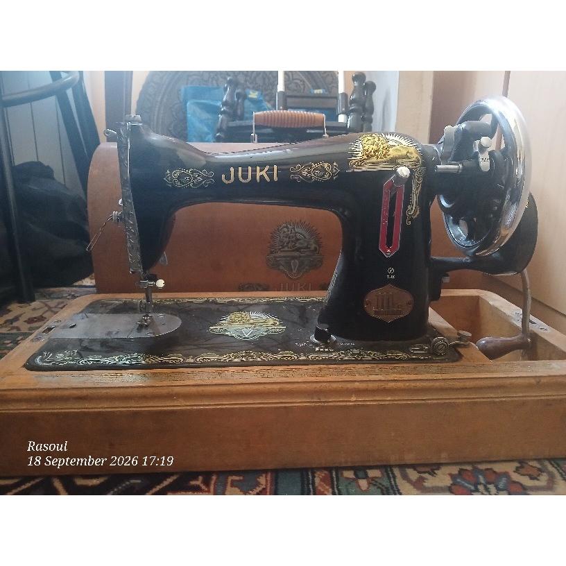 چرخ خیاطی قدیمی مارک جوکی