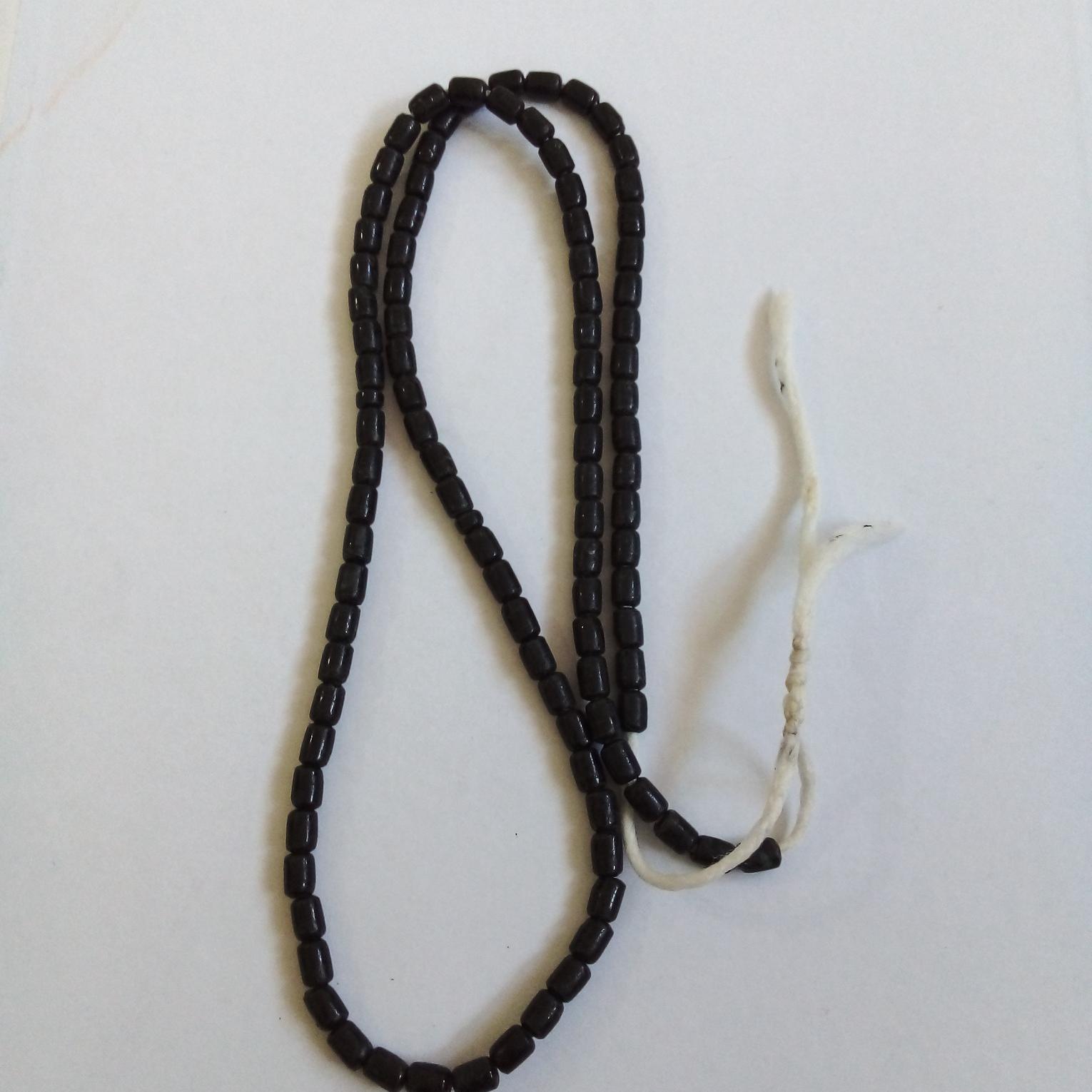 تسبیح معمولی مشکی کد 67