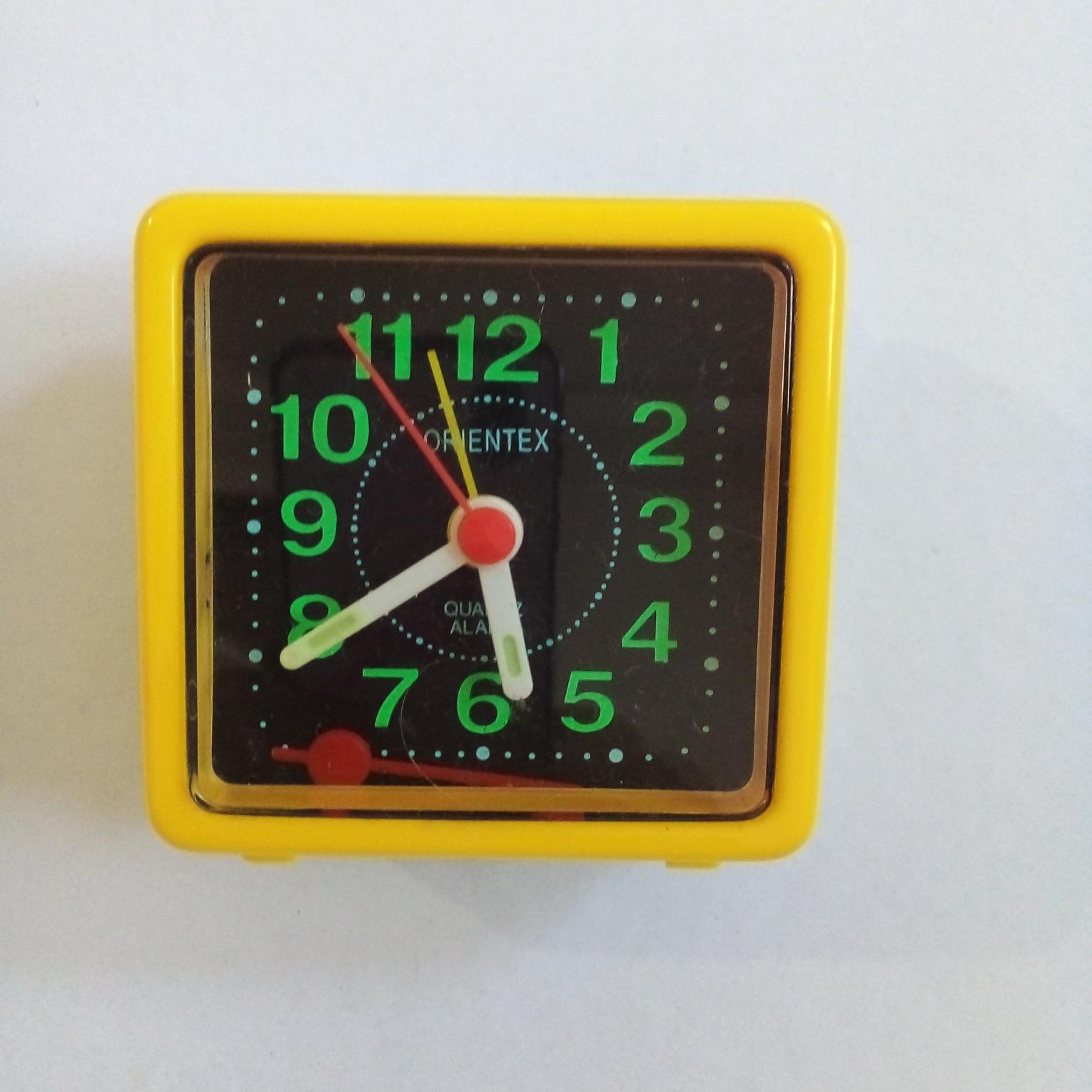 ساعت کوچک رومیزی ORIENTEX کد 101