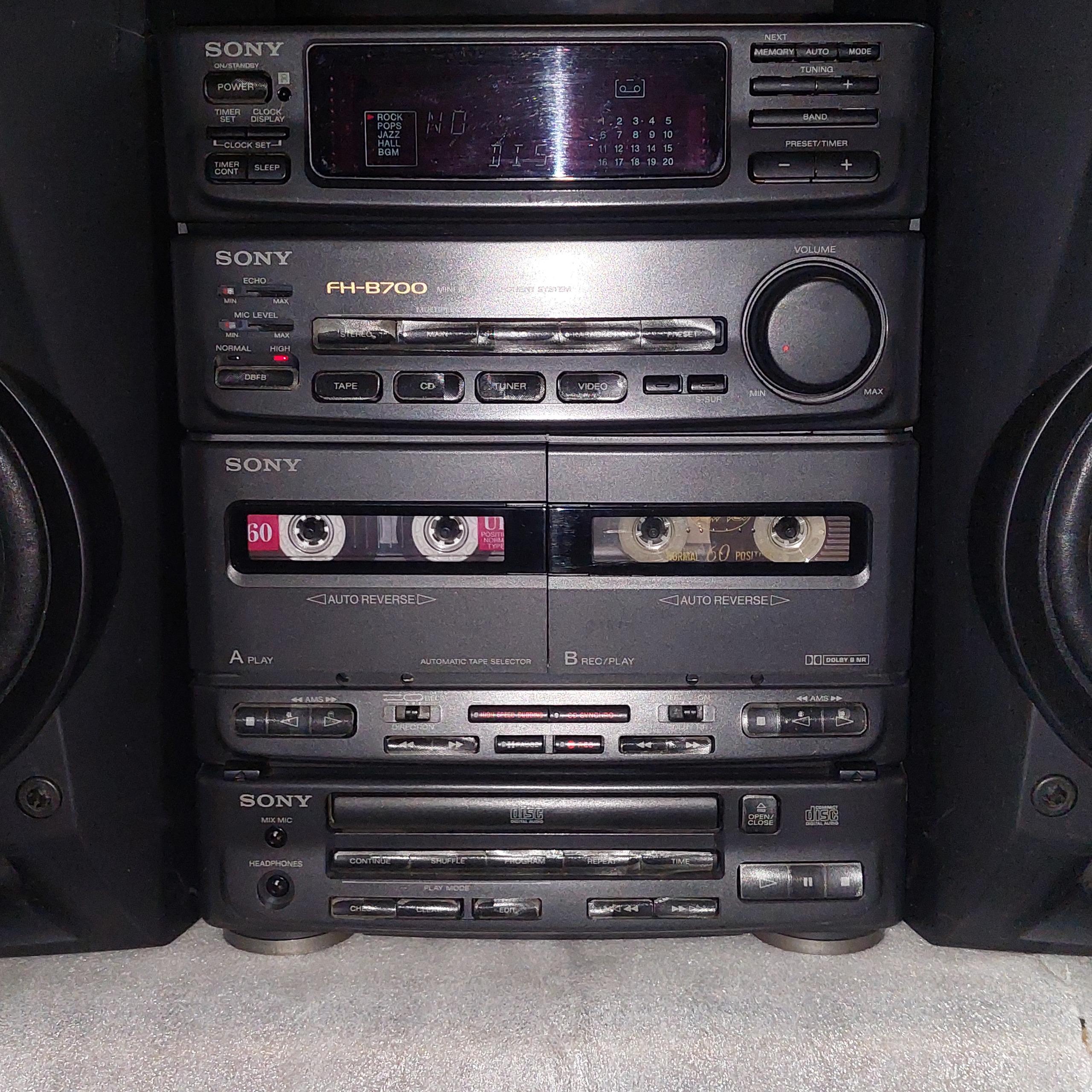 ضبط سونی SONY B-700