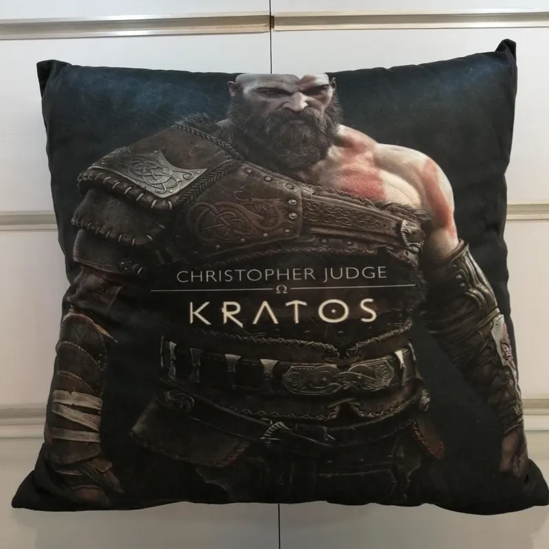 کوسن طرح بازی God of War