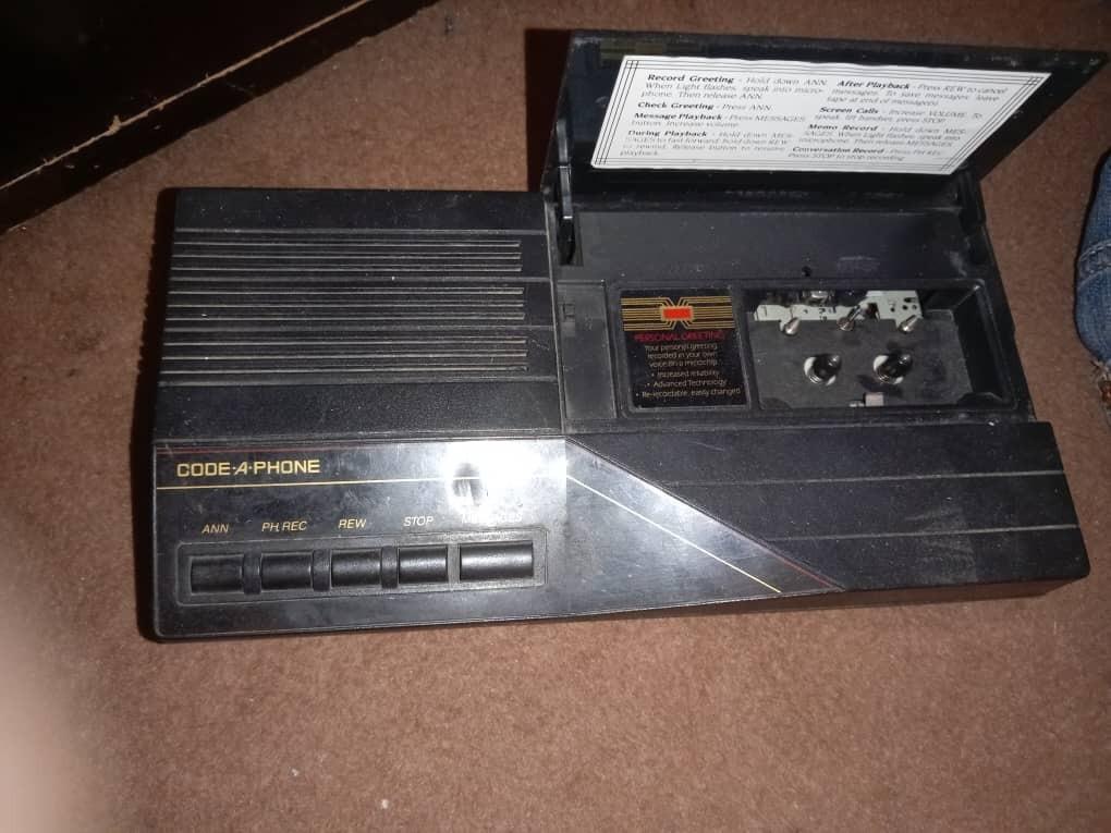 منشی تلفنی مینی کاست آنتیک