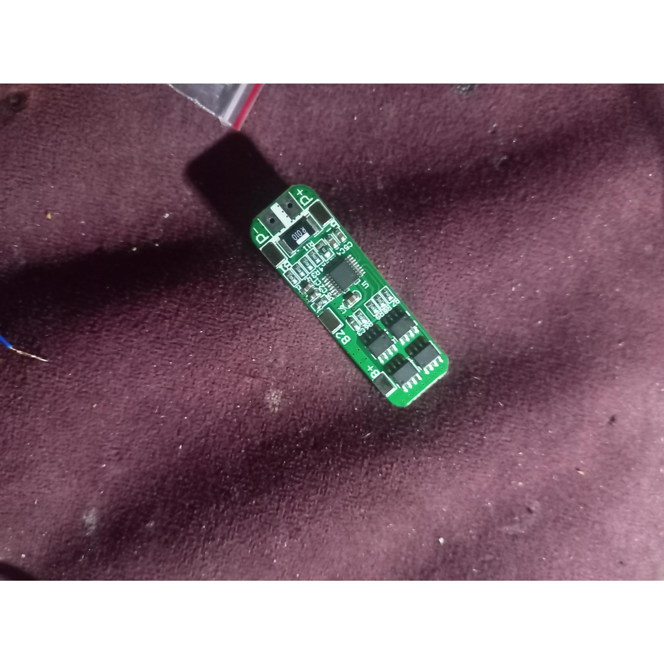 ماژول شارژ سه سل باتری 10amp