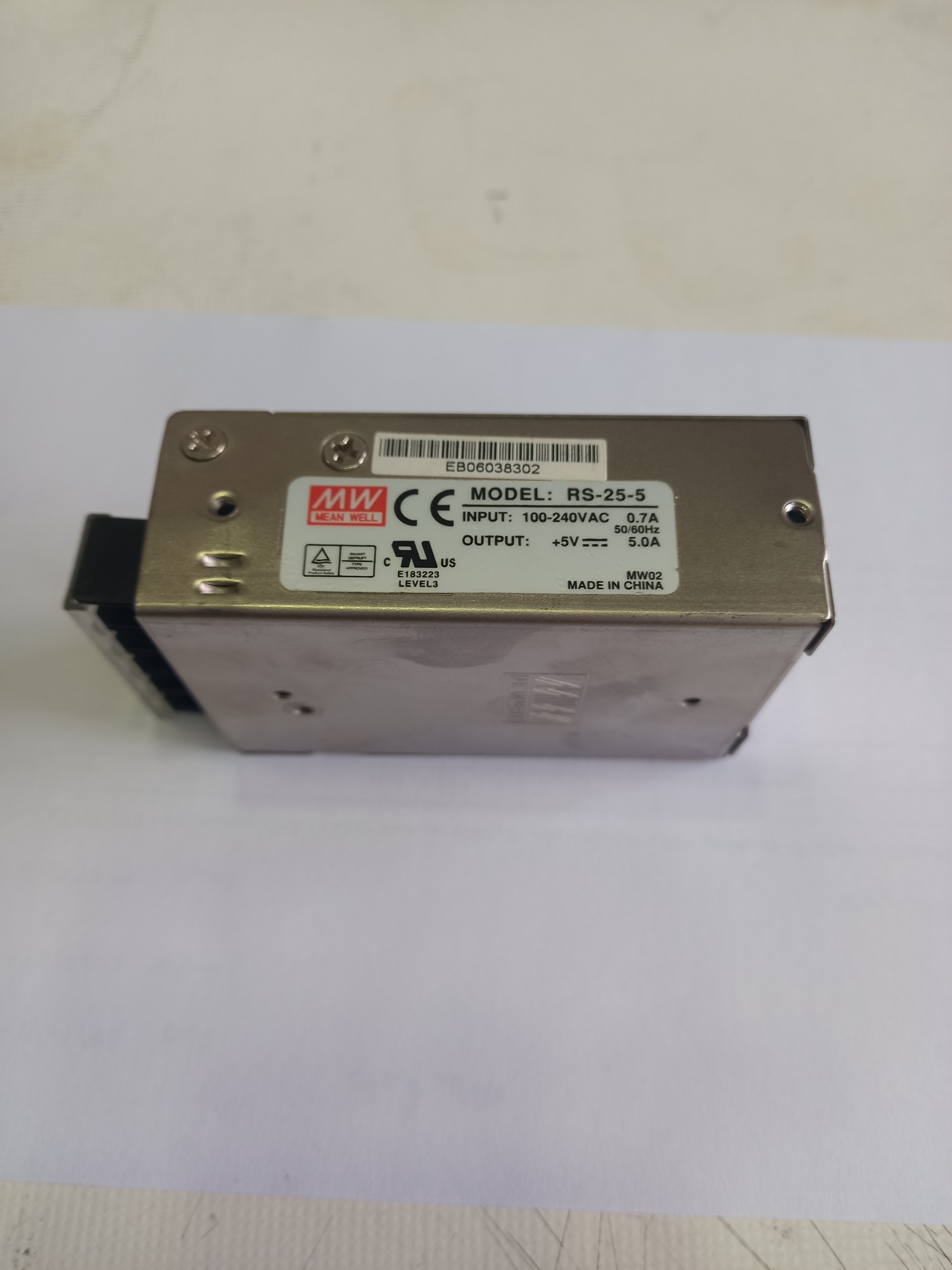 منبع تغذیه 5 ولت 5 آمپر