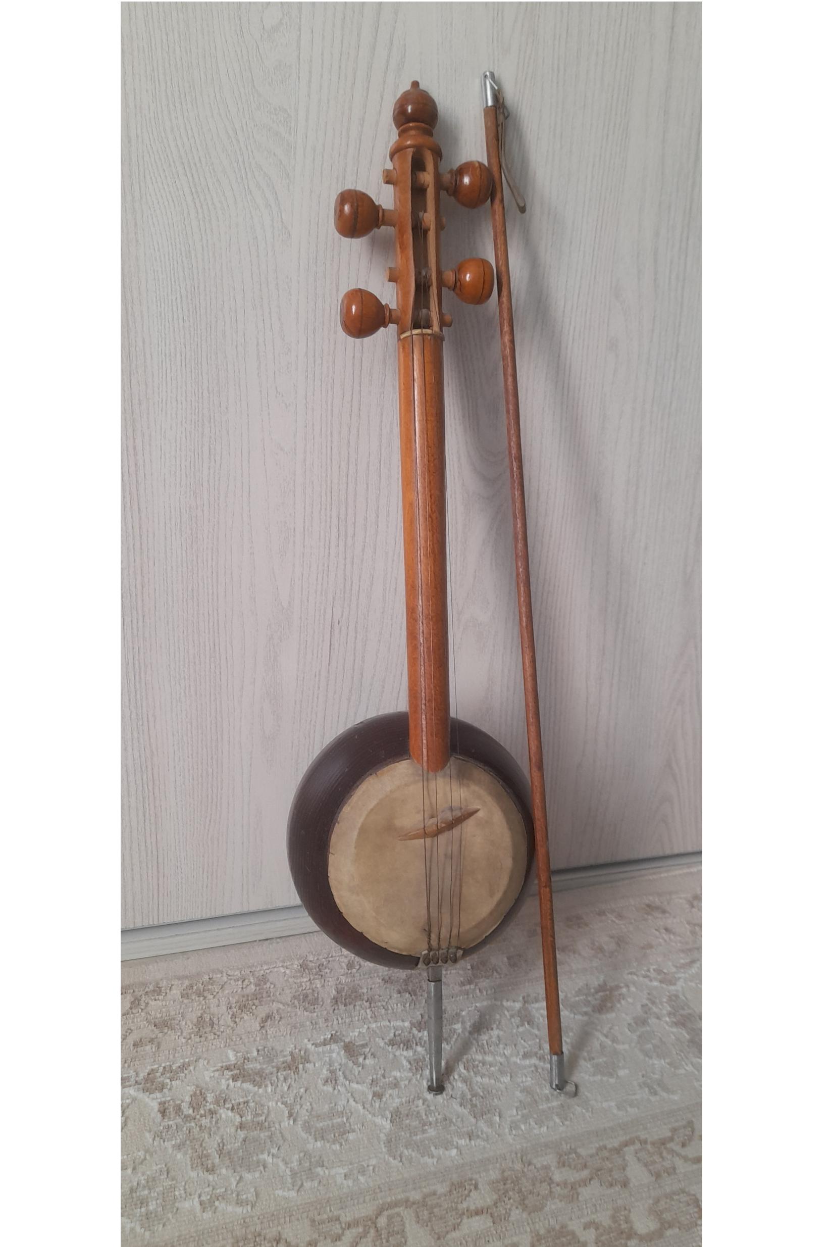 کمانچه ساخت جمهوری آذربایجان سالم و تمیز