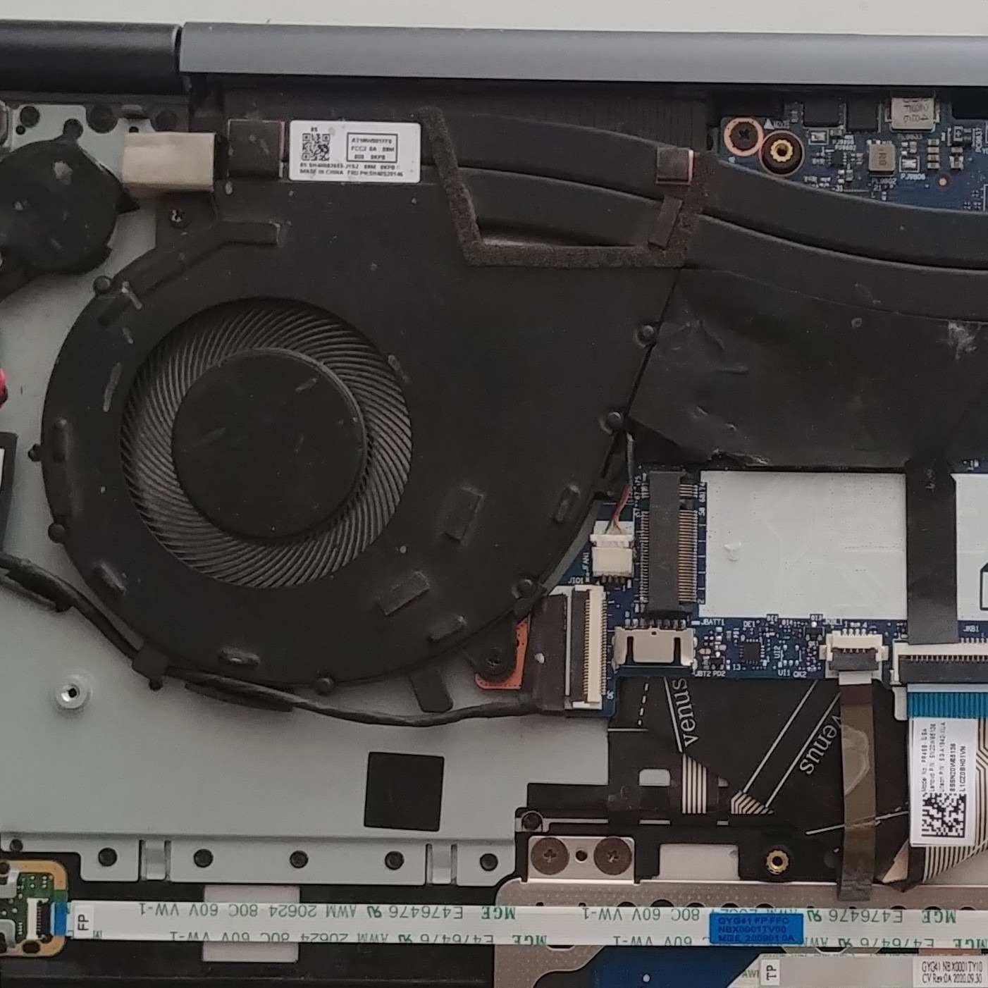 فن و اسپیکر لپ تاپ Lenovo 7i Yoga