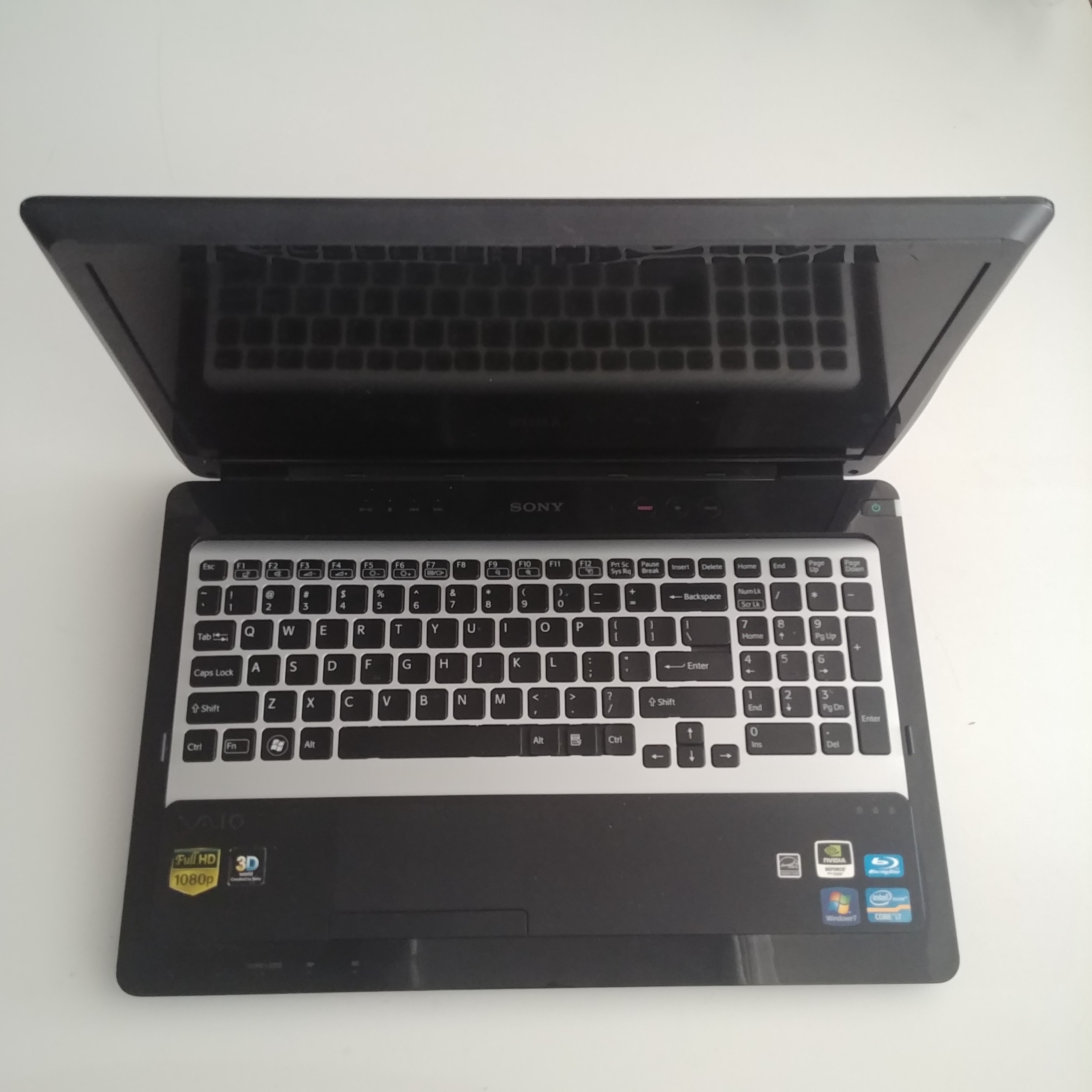 لپ تاپ i7 سونیF2 فولHD سه بعدی رم8 گرافیکدار 0338